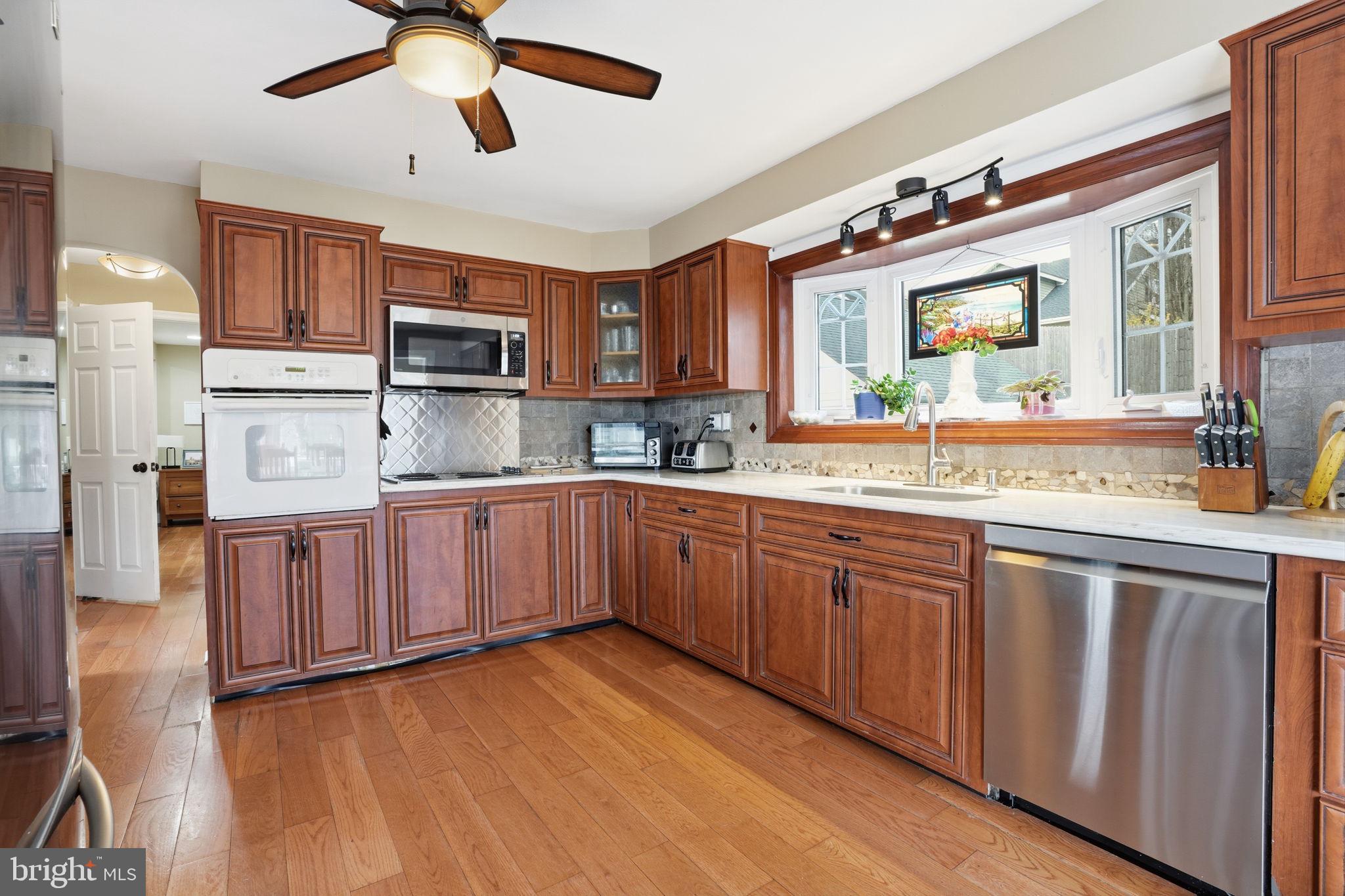 WASHINGTON HGTS - Residential