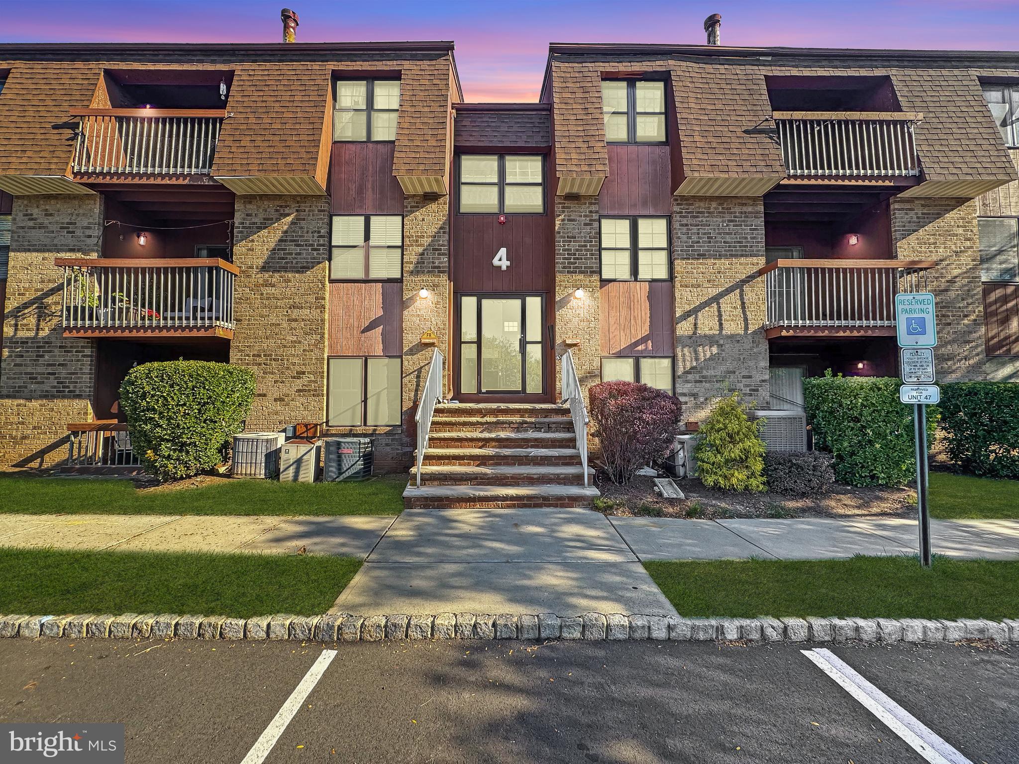 39 POWDERHORN COURT A