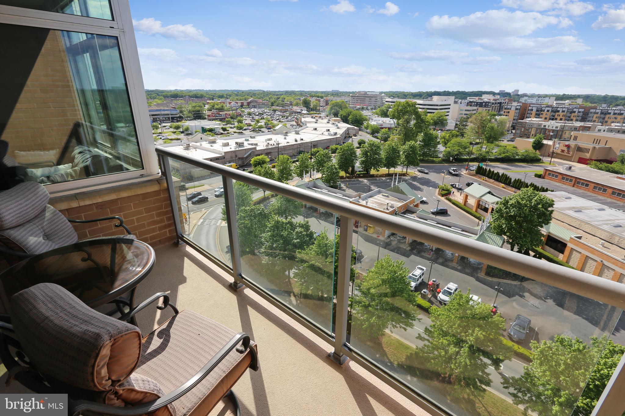 MIDTOWN BETHESDA NORTH - Residential