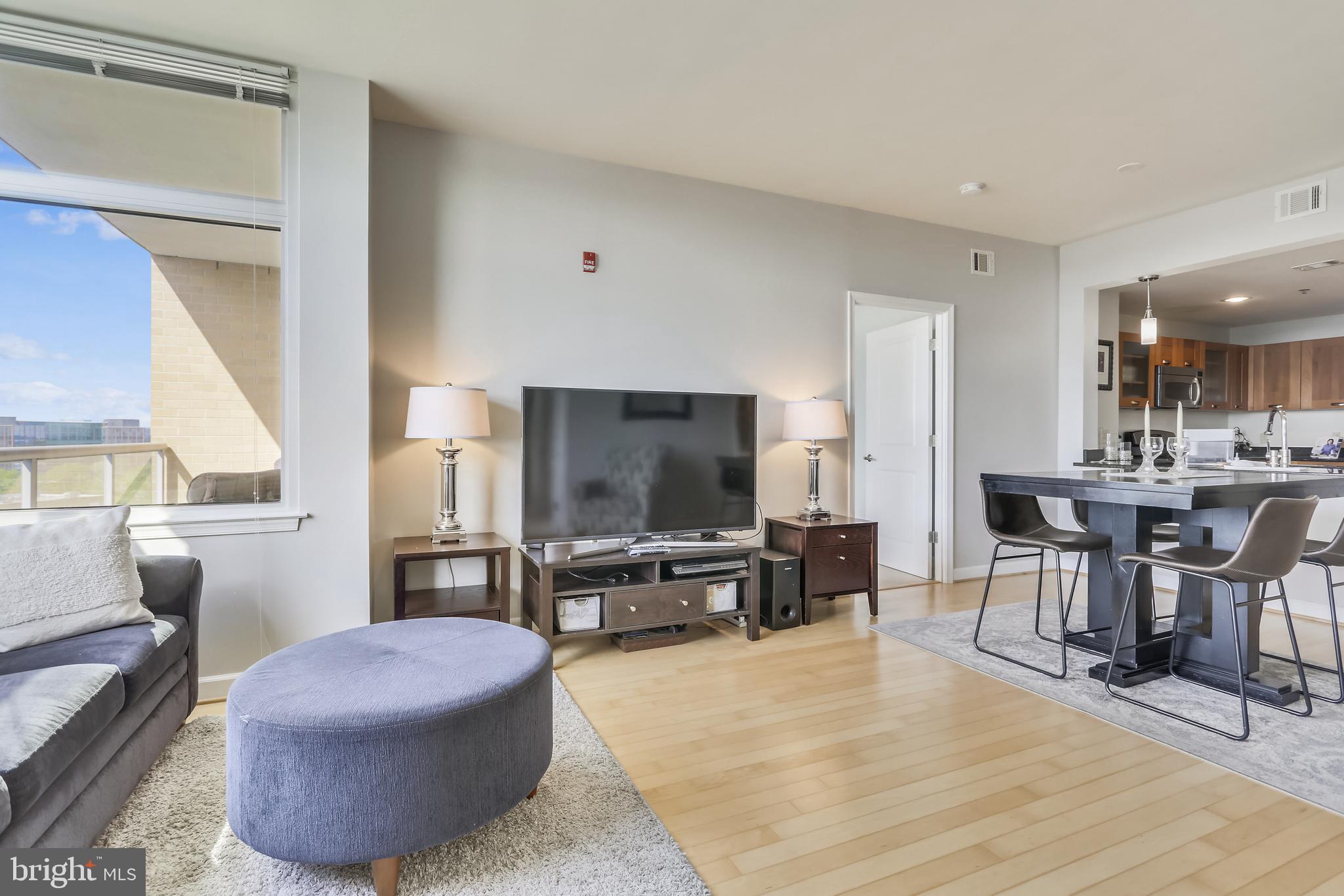 MIDTOWN BETHESDA NORTH - Residential