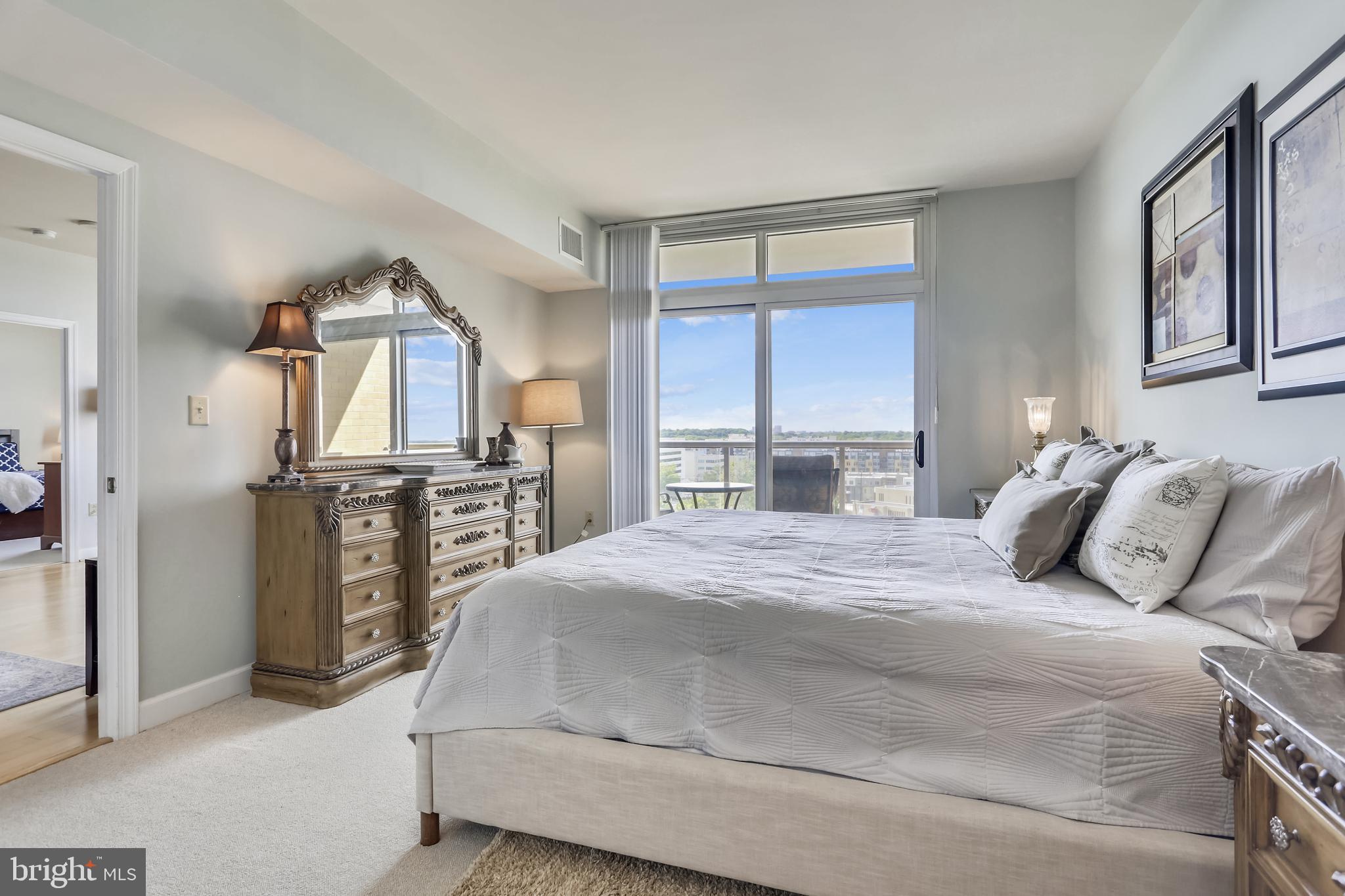 MIDTOWN BETHESDA NORTH - Residential