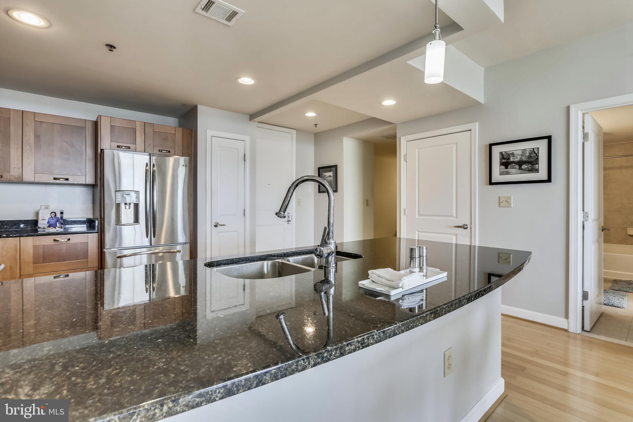 MIDTOWN BETHESDA NORTH - Residential