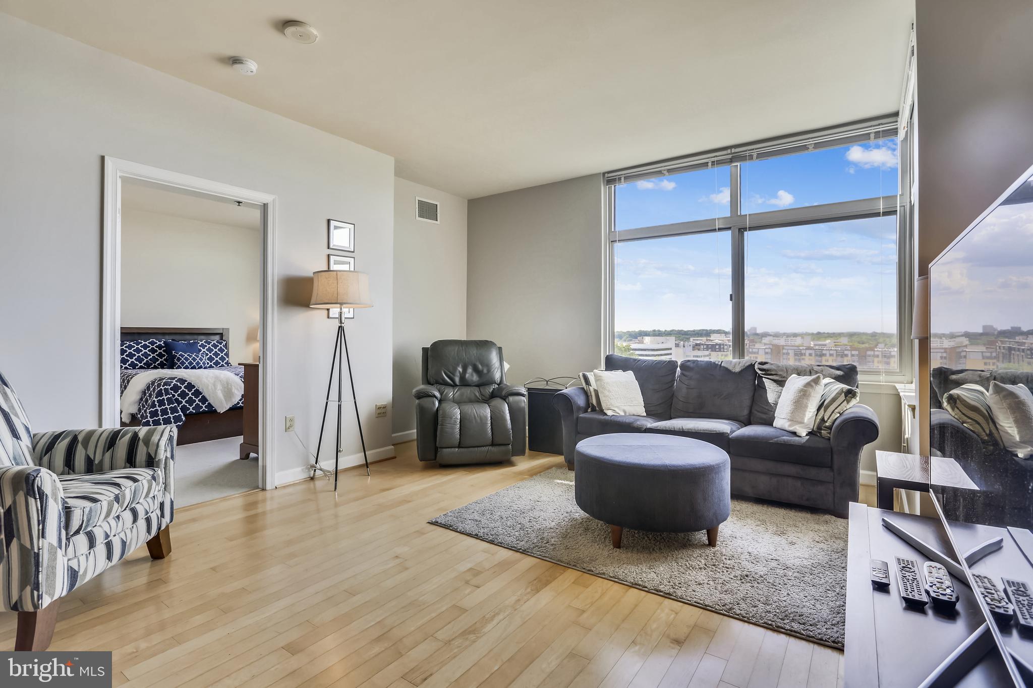 MIDTOWN BETHESDA NORTH - Residential