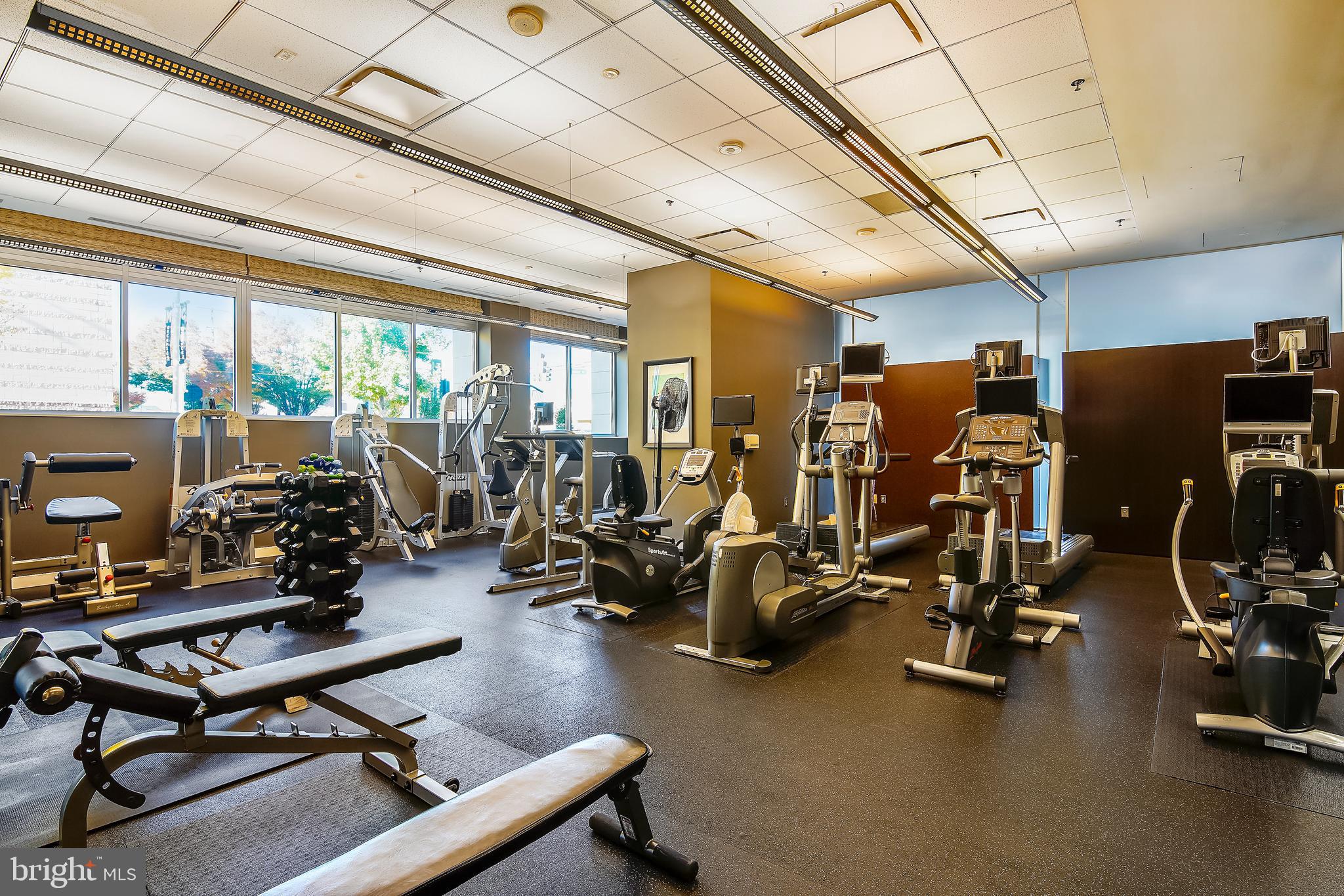 MIDTOWN BETHESDA NORTH - Residential