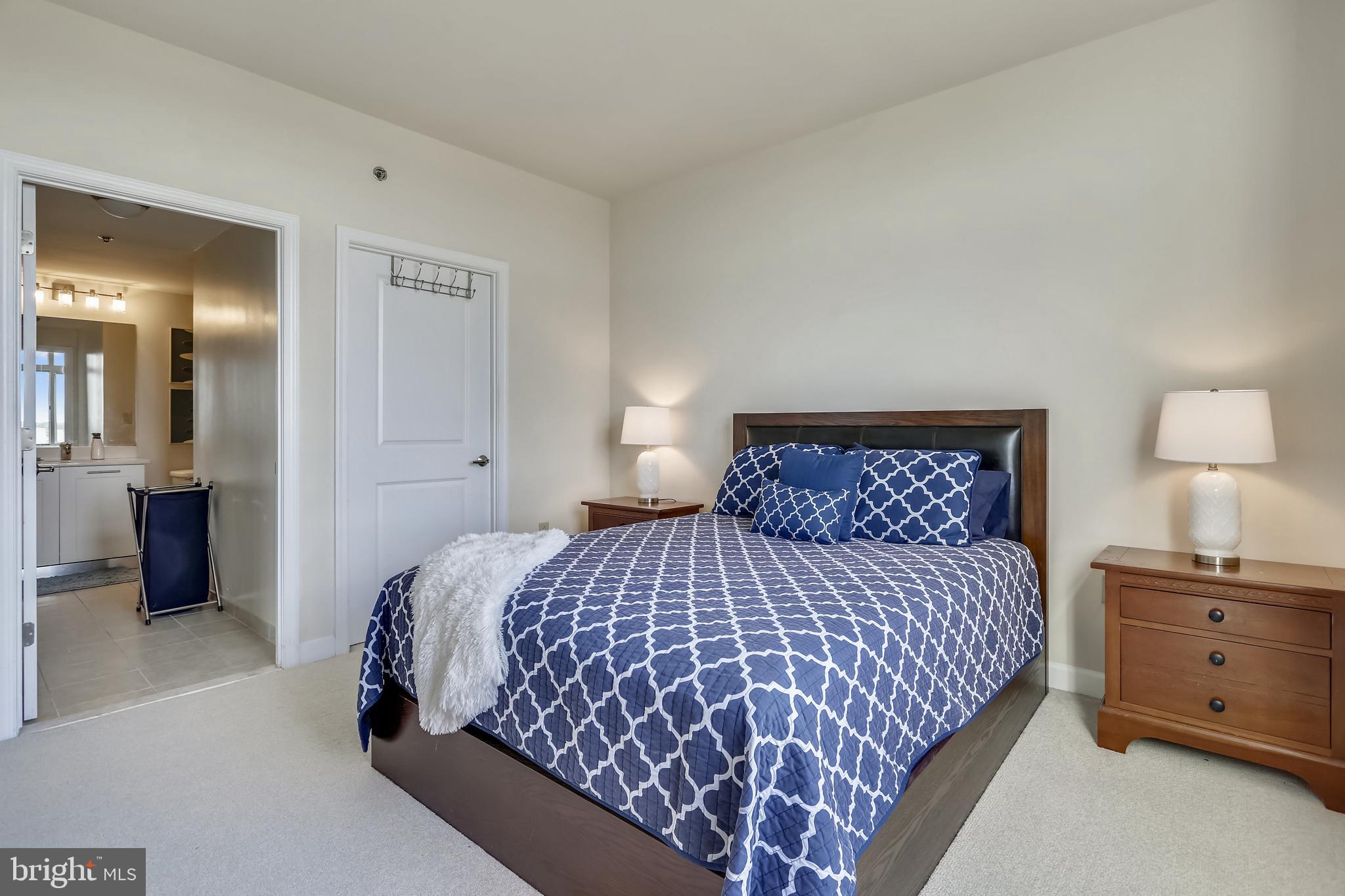 MIDTOWN BETHESDA NORTH - Residential