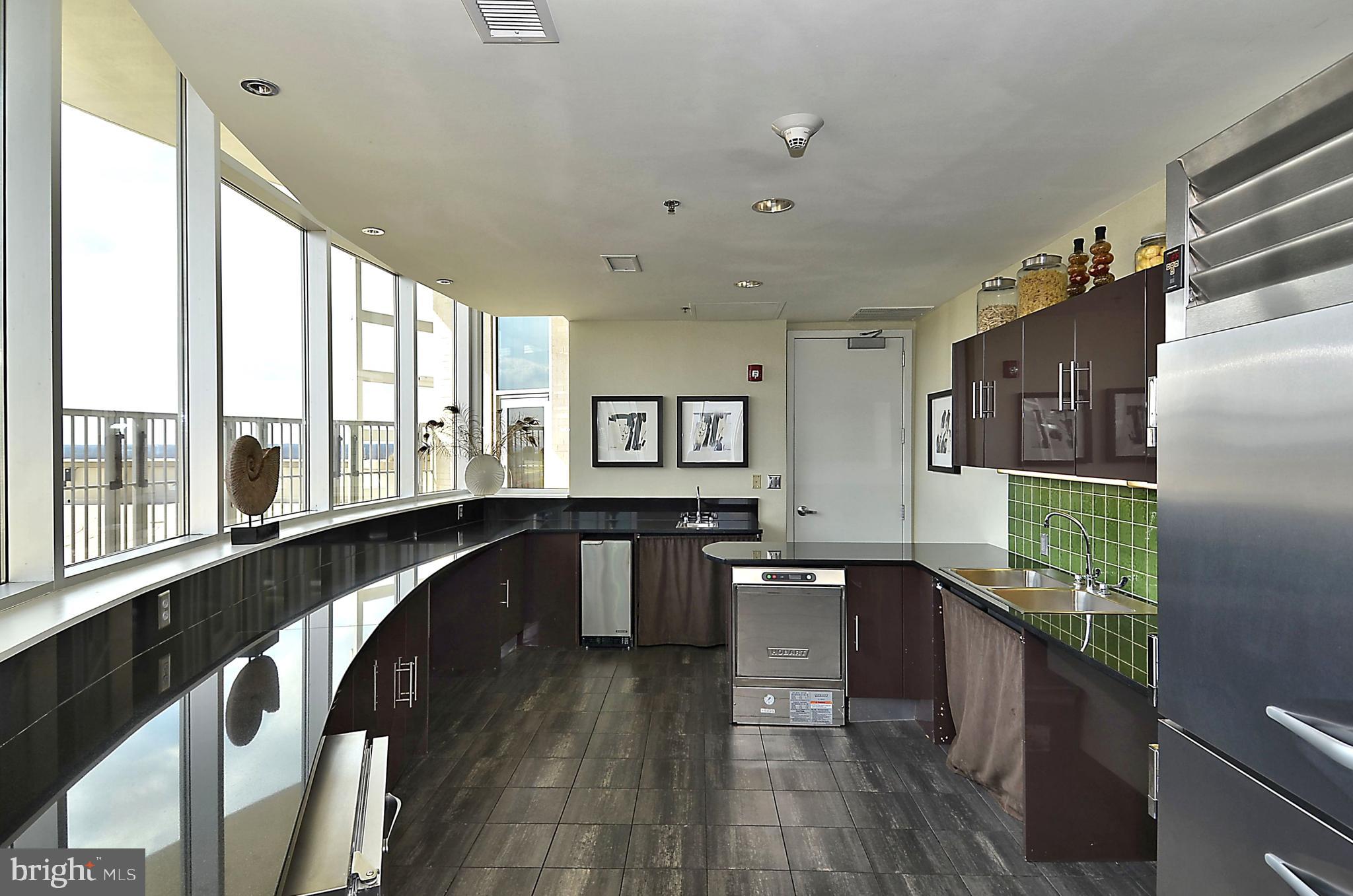 MIDTOWN BETHESDA NORTH - Residential