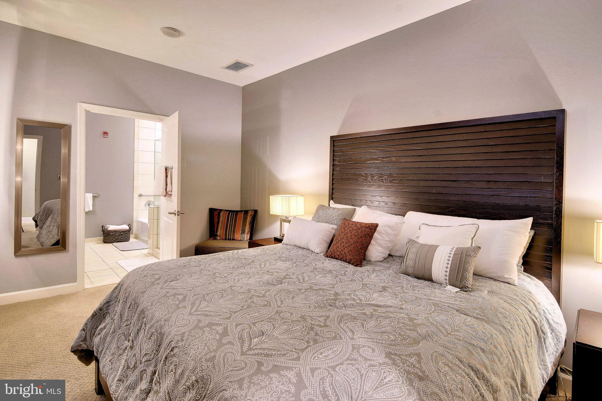 MIDTOWN BETHESDA NORTH - Residential