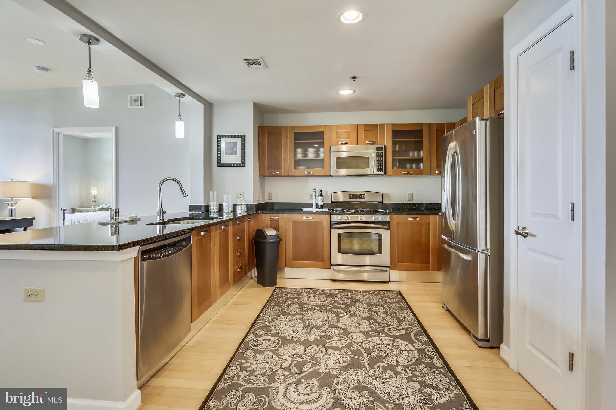 MIDTOWN BETHESDA NORTH - Residential