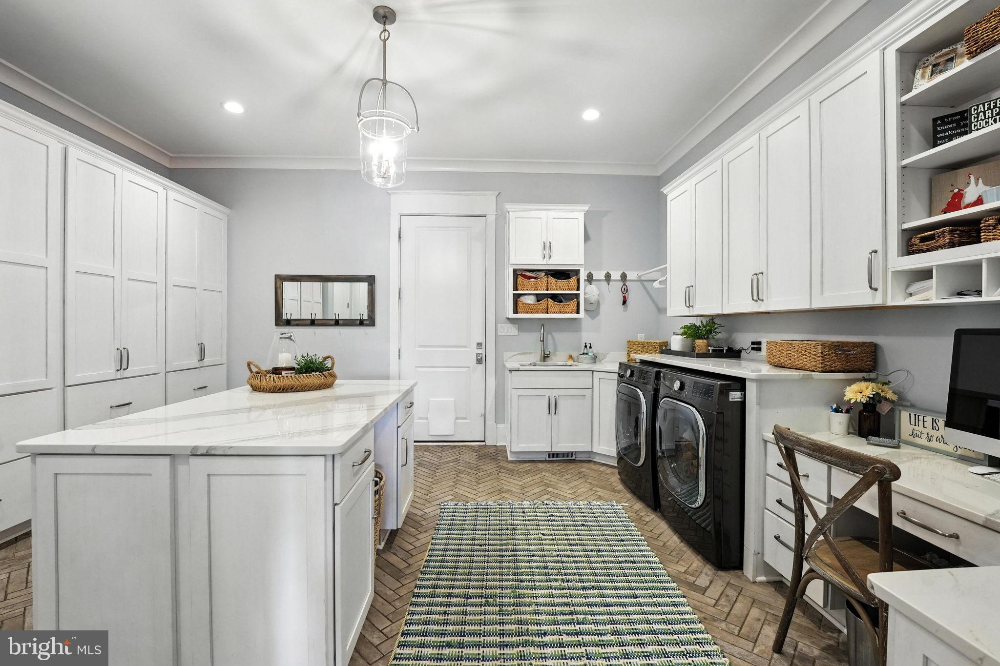 FAWN LAKE - Residential