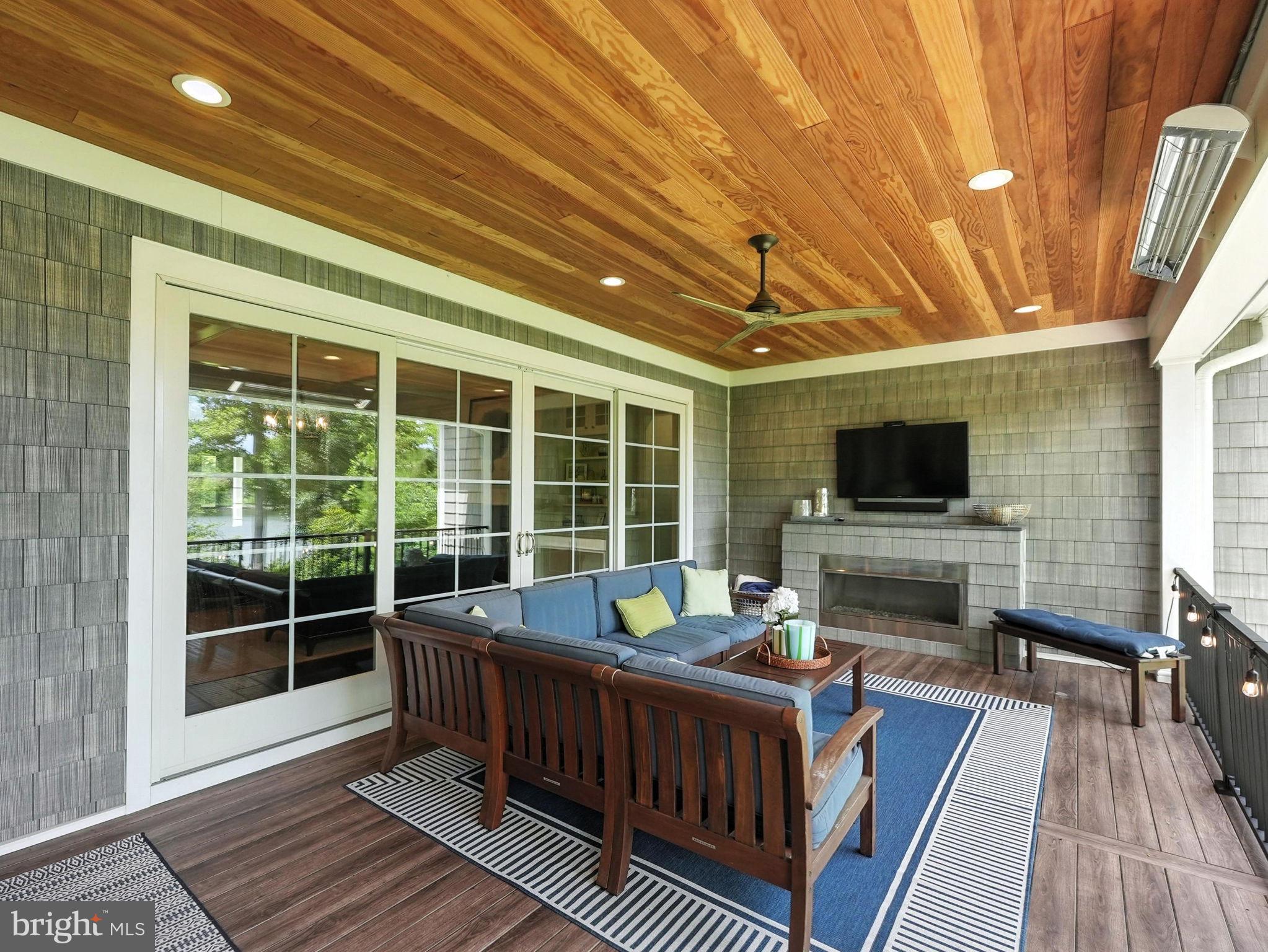 FAWN LAKE - Residential