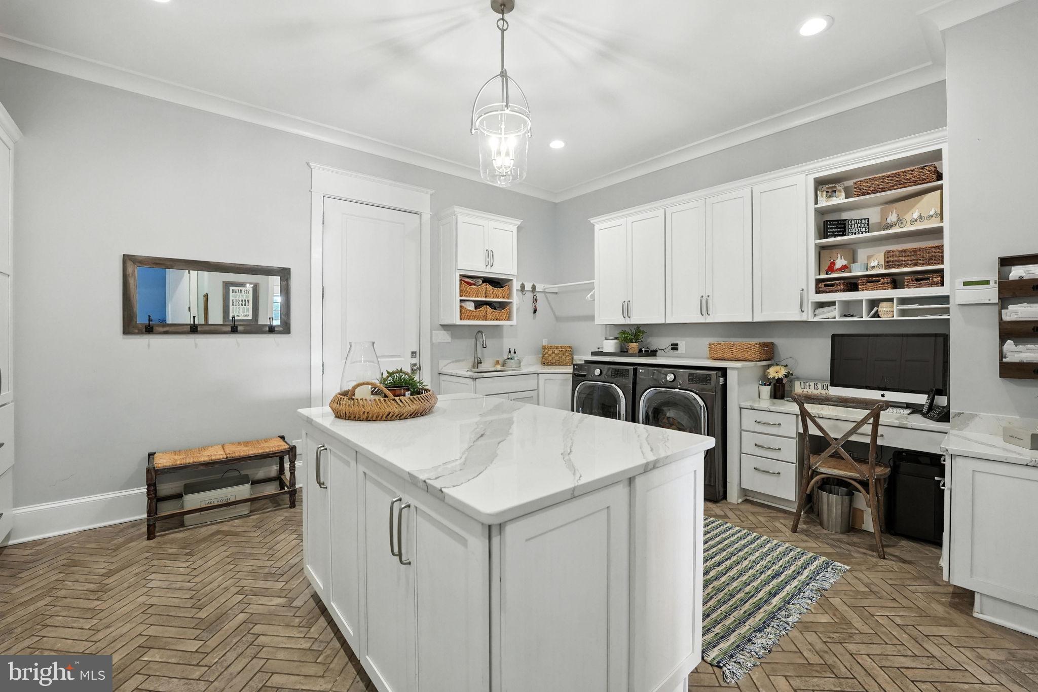 FAWN LAKE - Residential