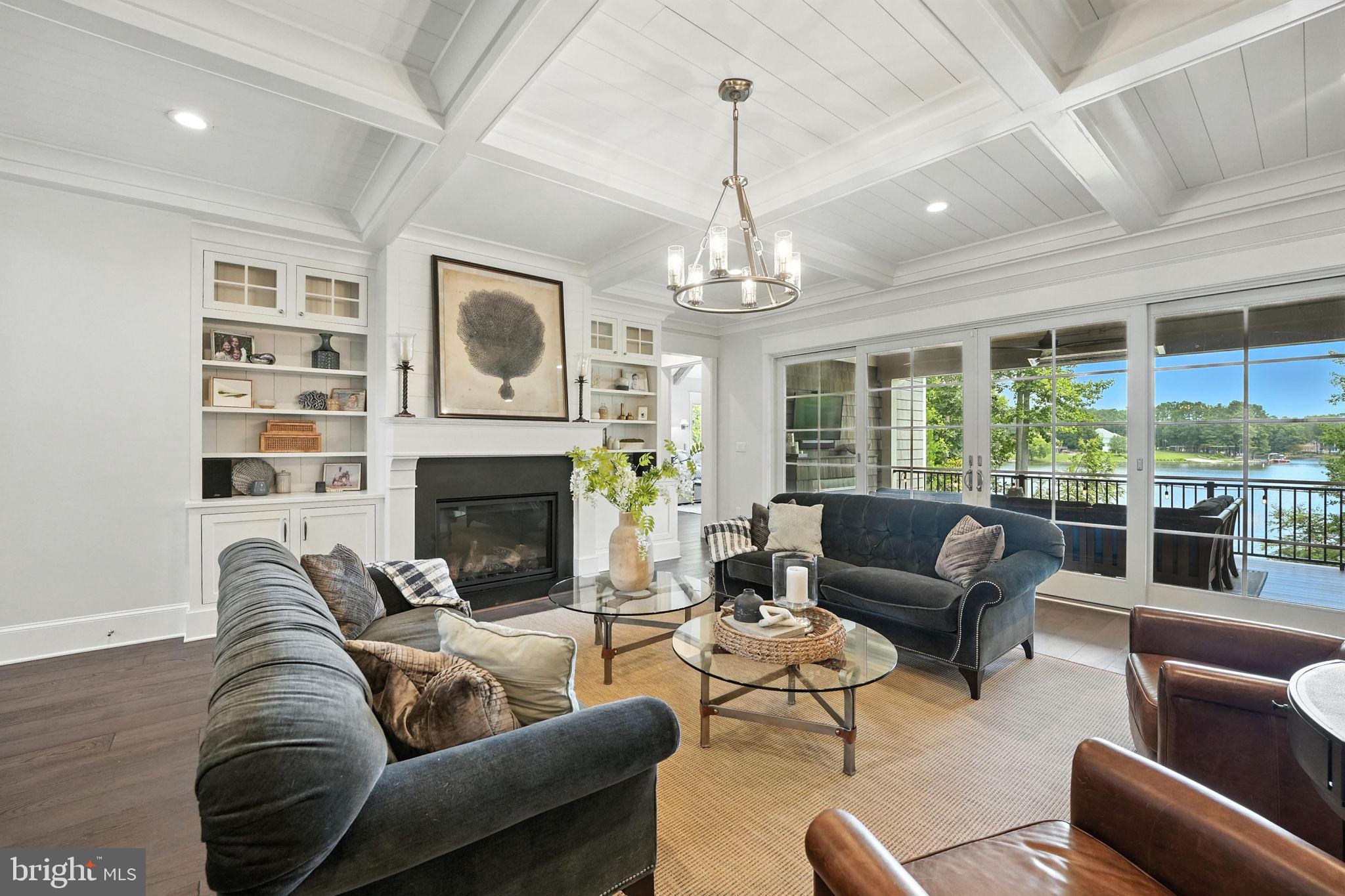 11109 VANDERBILT COVE