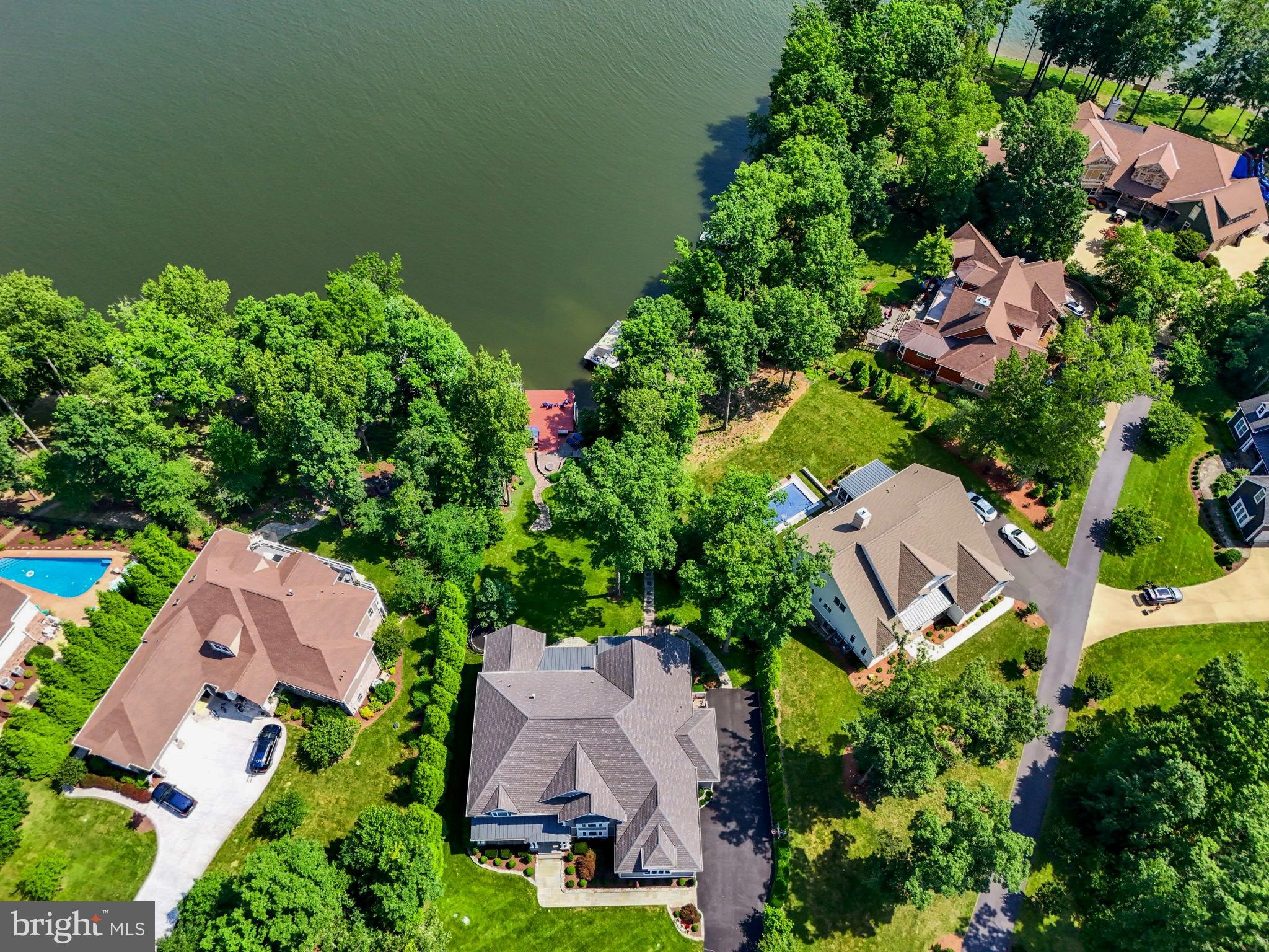 FAWN LAKE - Residential