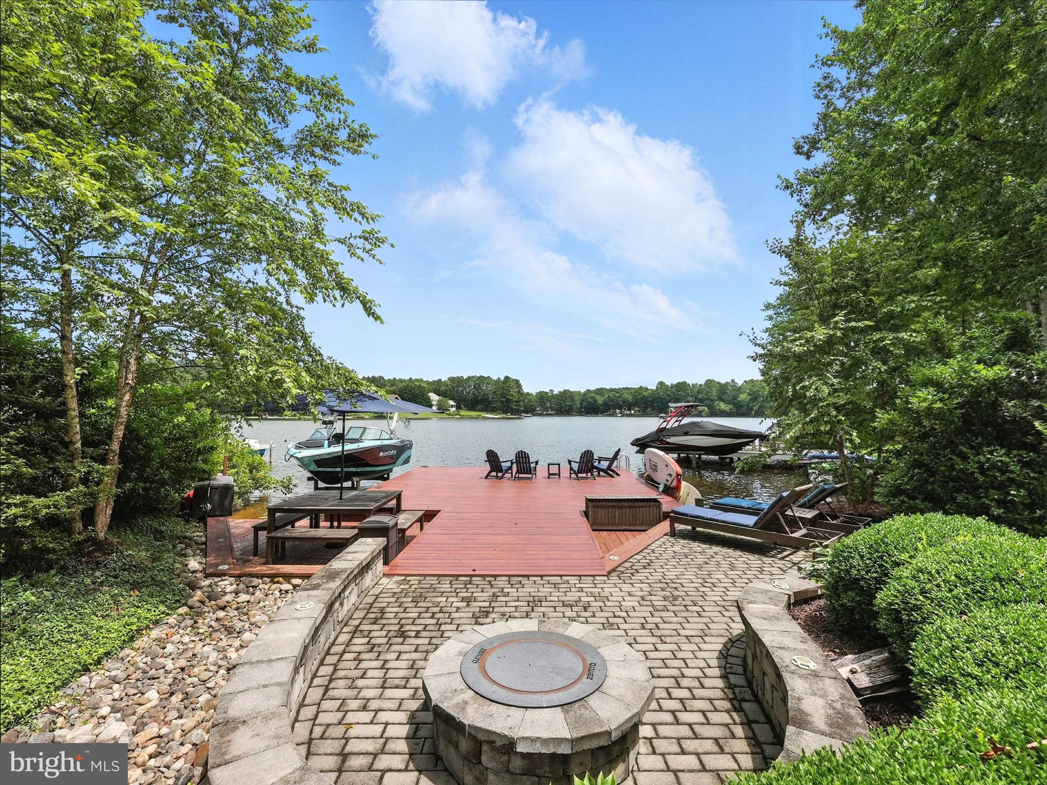 FAWN LAKE - Residential