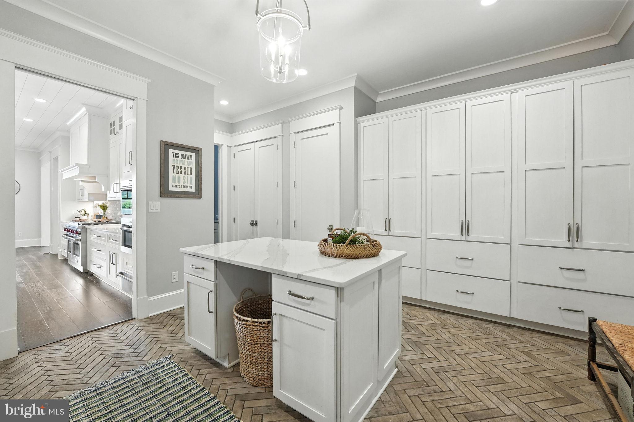 FAWN LAKE - Residential