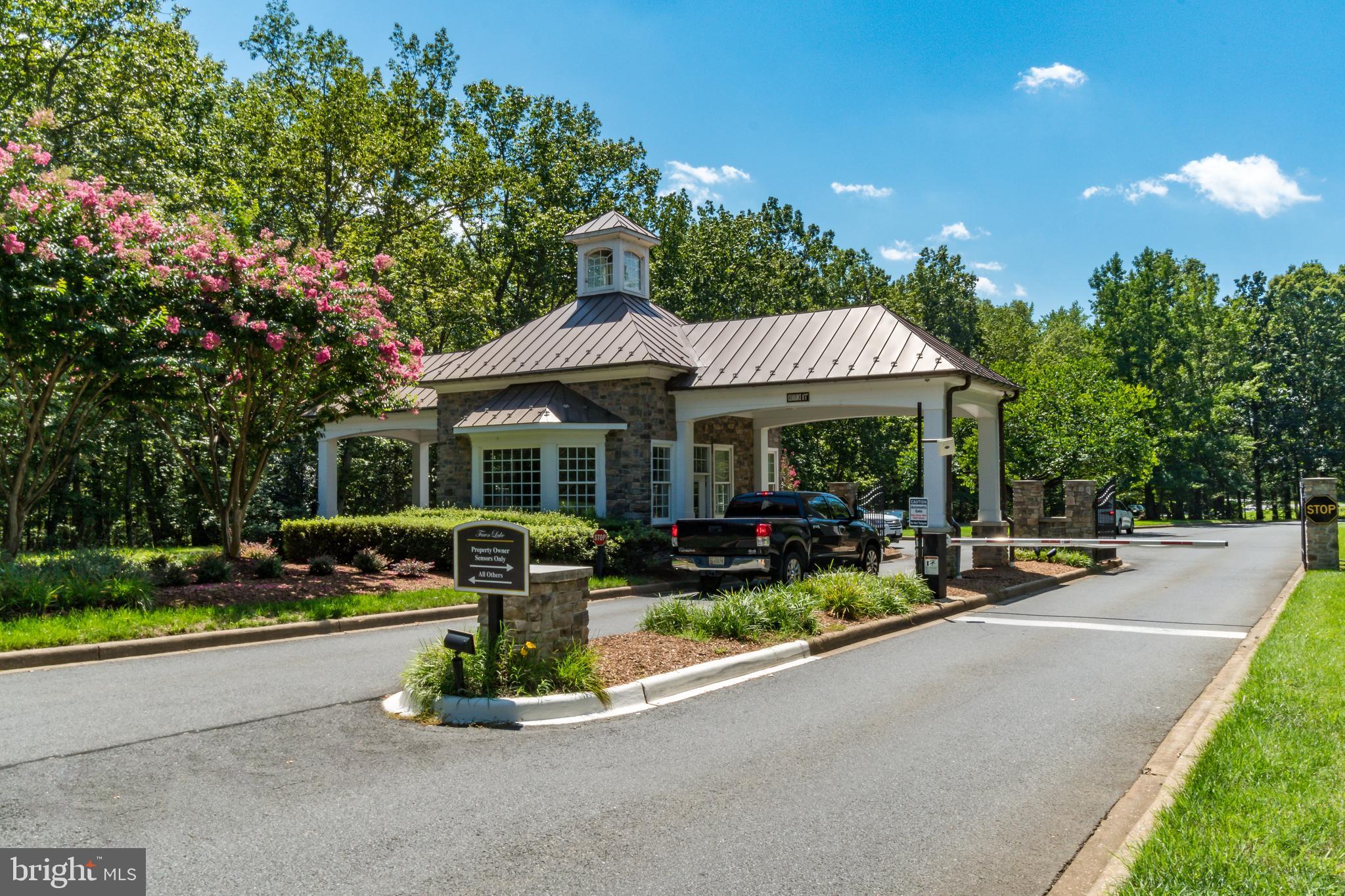 FAWN LAKE - Residential