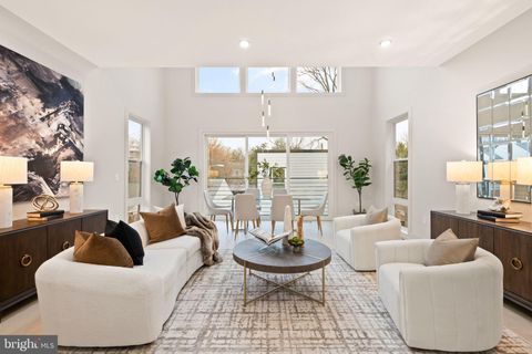 6116 30TH STREET NW WASHINGTON DC 20015
