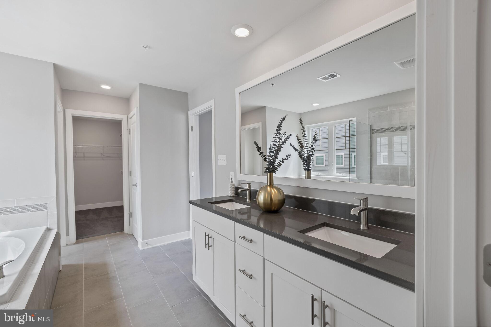 SYCAMORE RIDGE - Residential