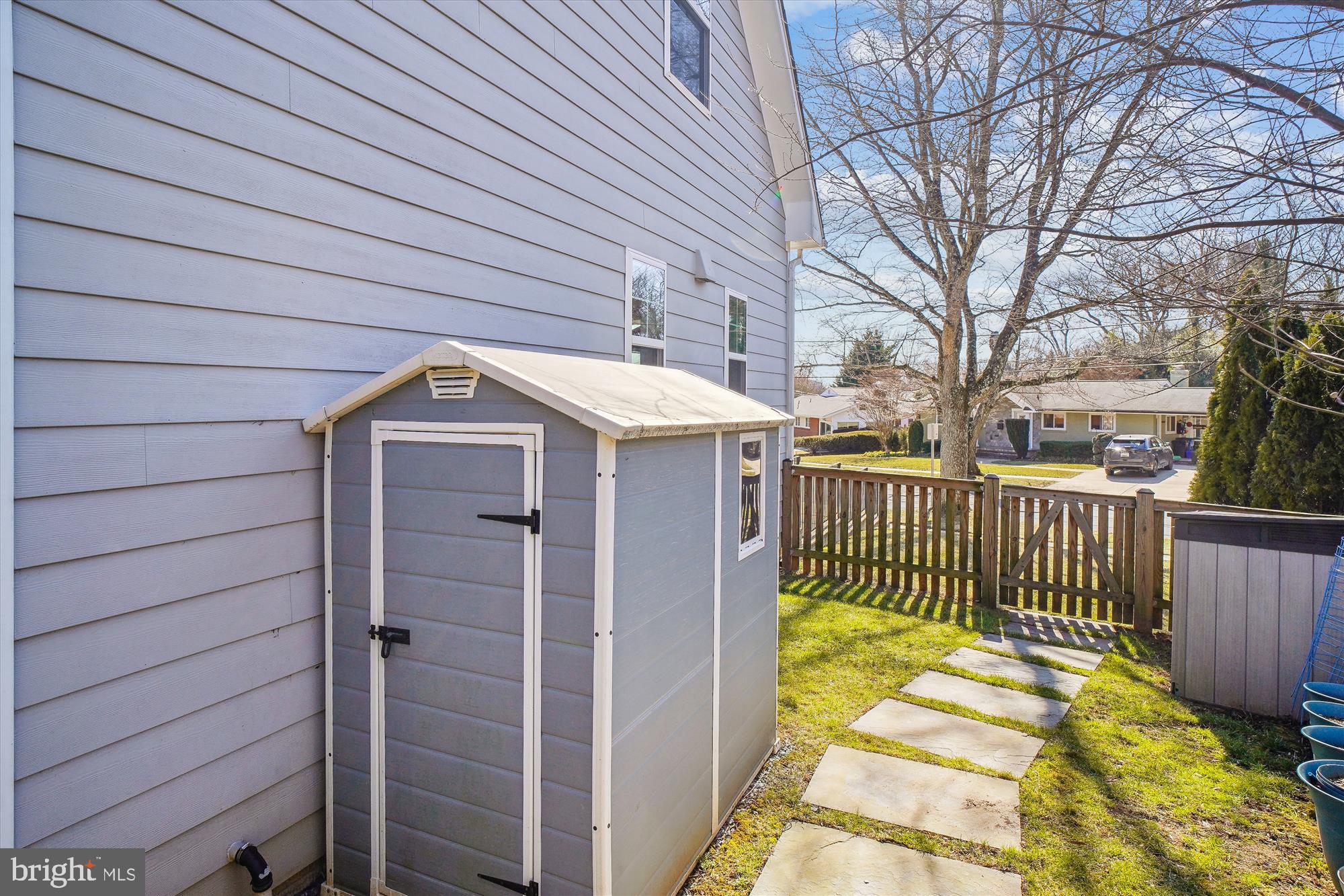 WHITE FLINT PARK - Residential