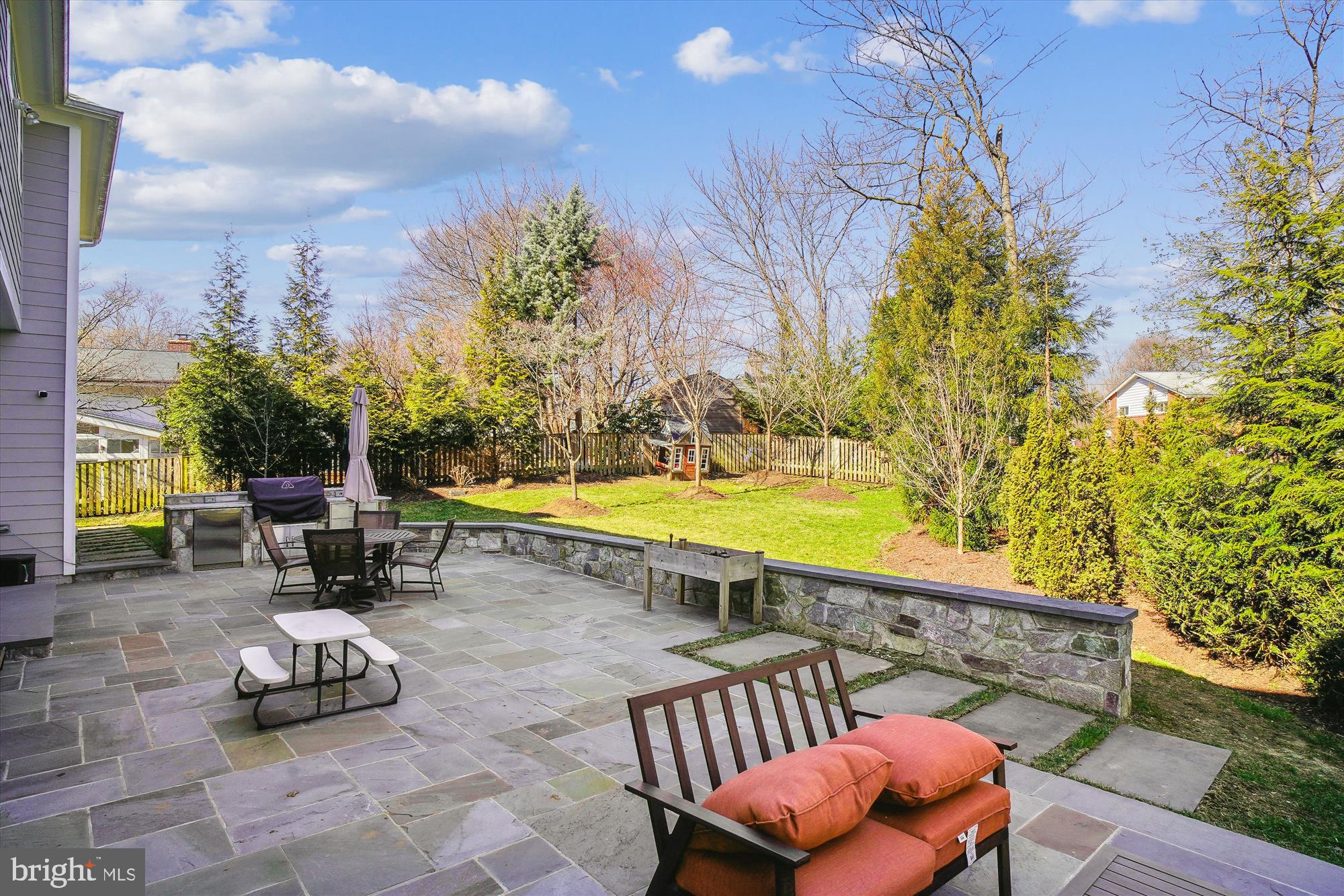 WHITE FLINT PARK - Residential