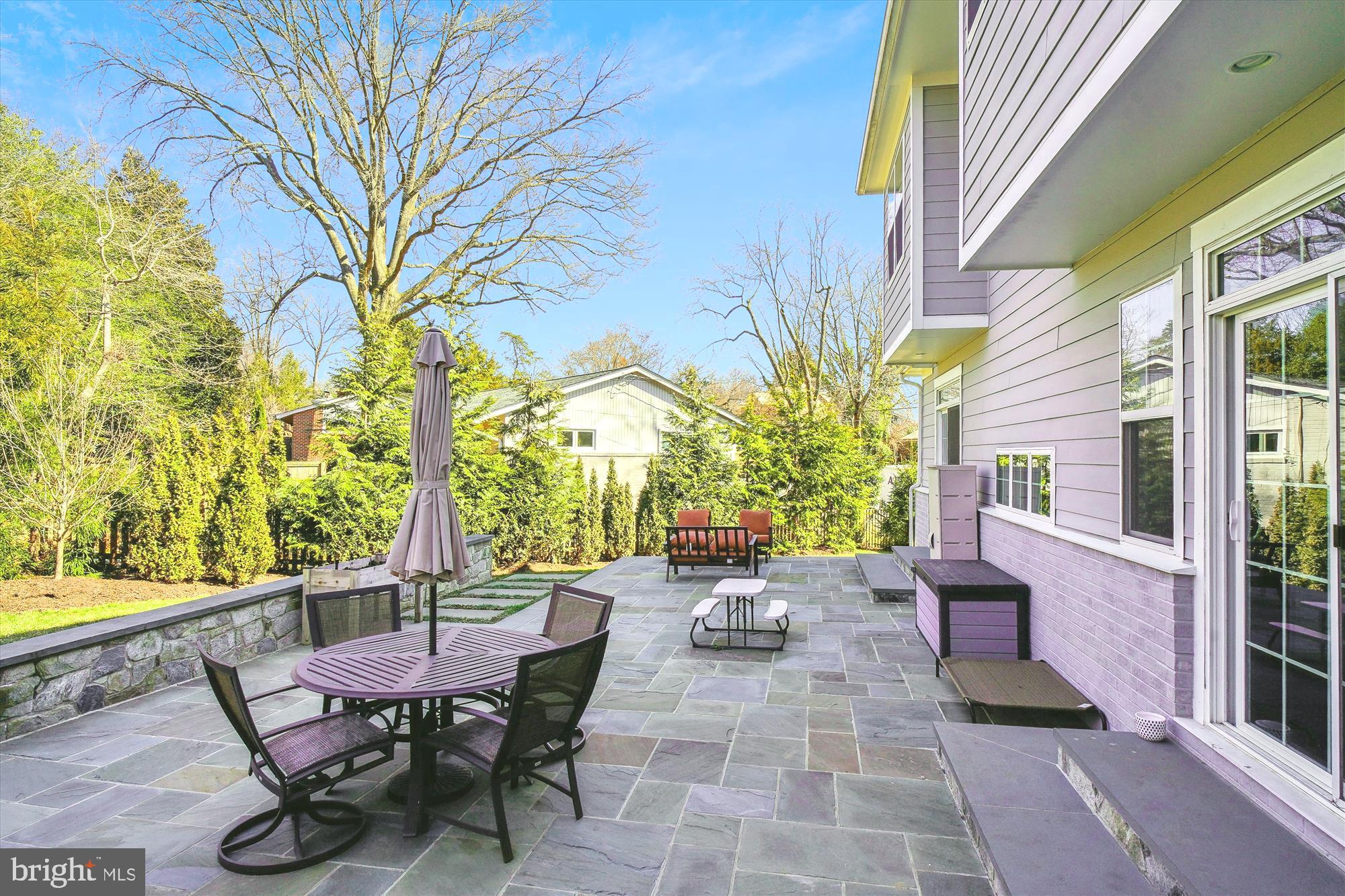 WHITE FLINT PARK - Residential