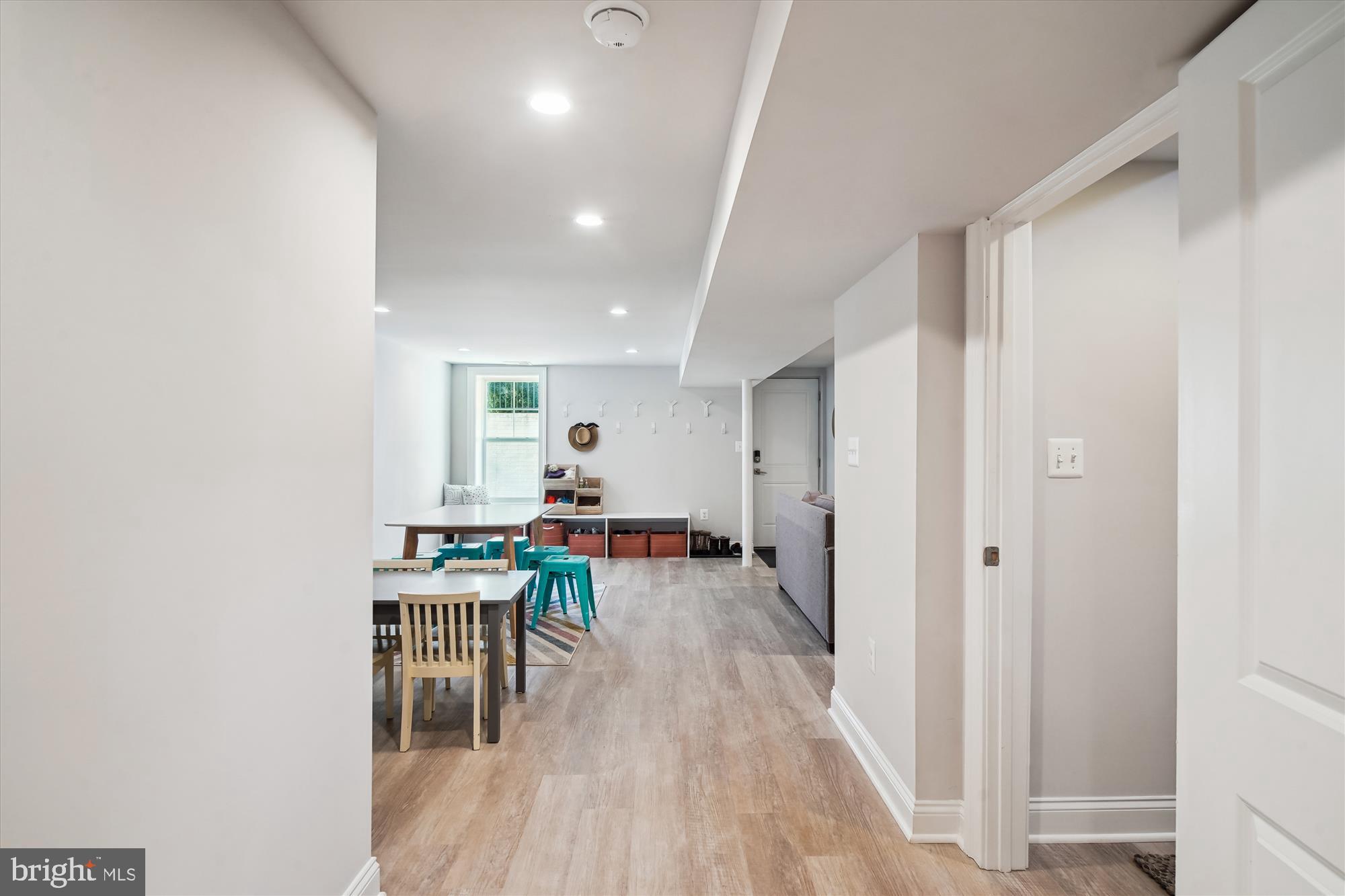 WHITE FLINT PARK - Residential