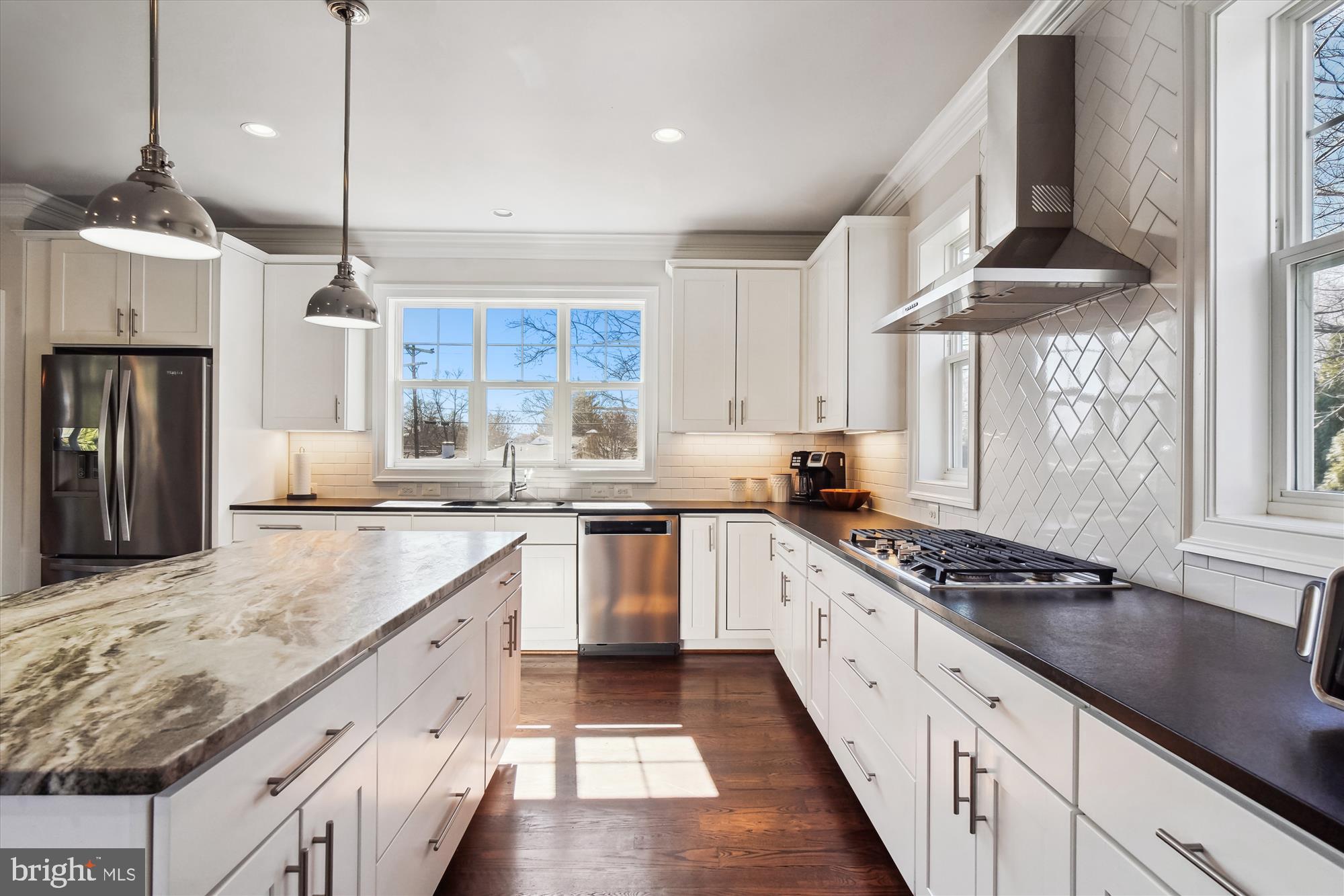 WHITE FLINT PARK - Residential