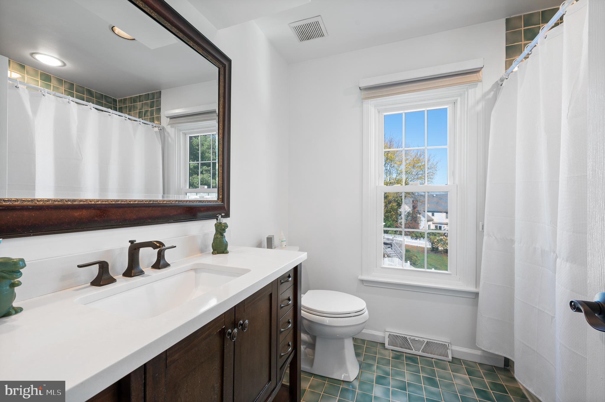 CORNERSTONE - Residential