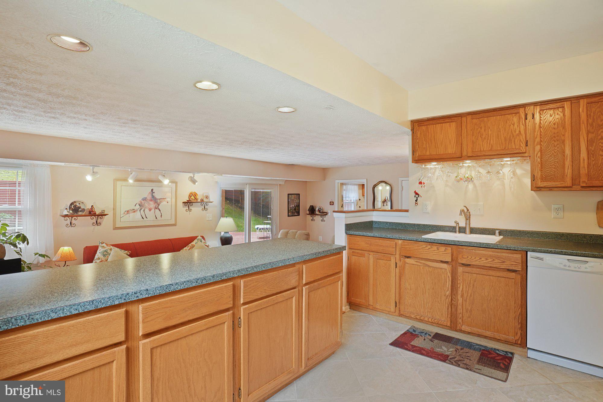 RIVERSIDE - Residential