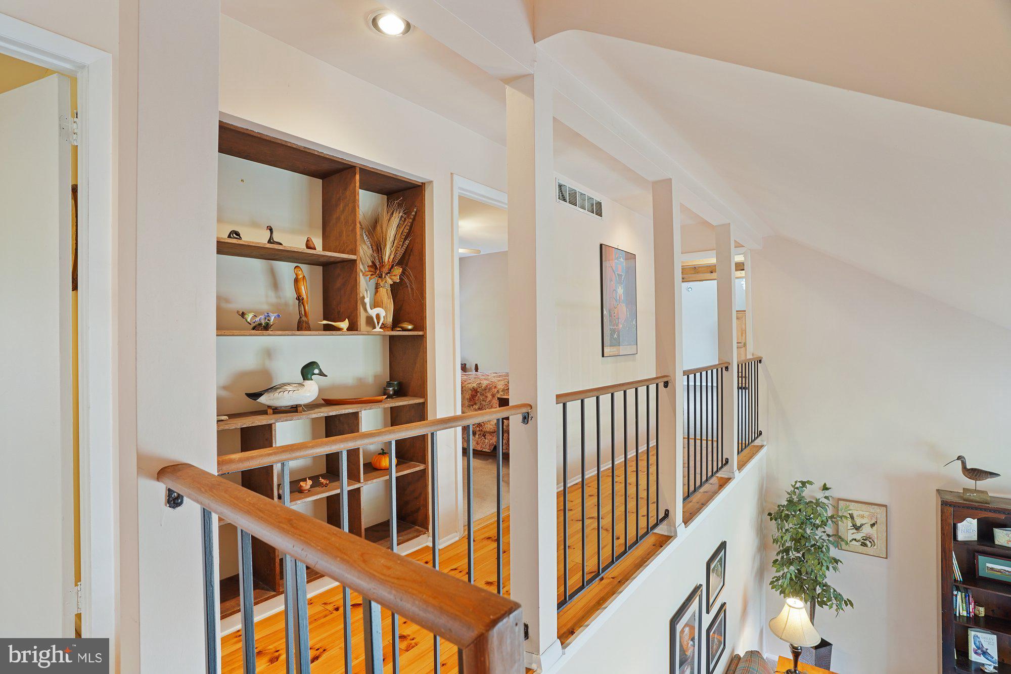 RIVERSIDE - Residential