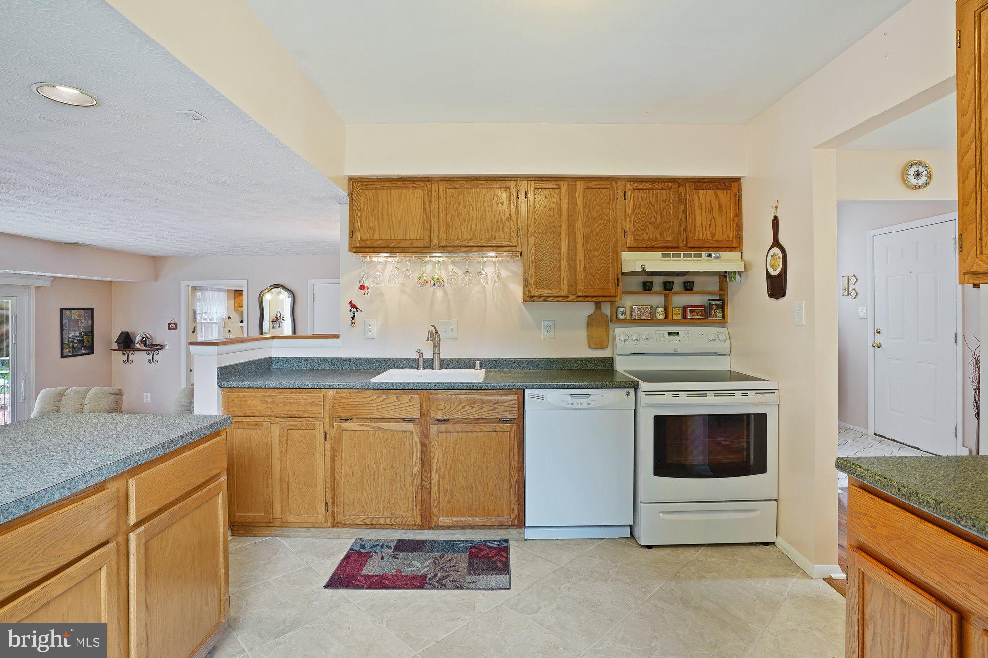 RIVERSIDE - Residential