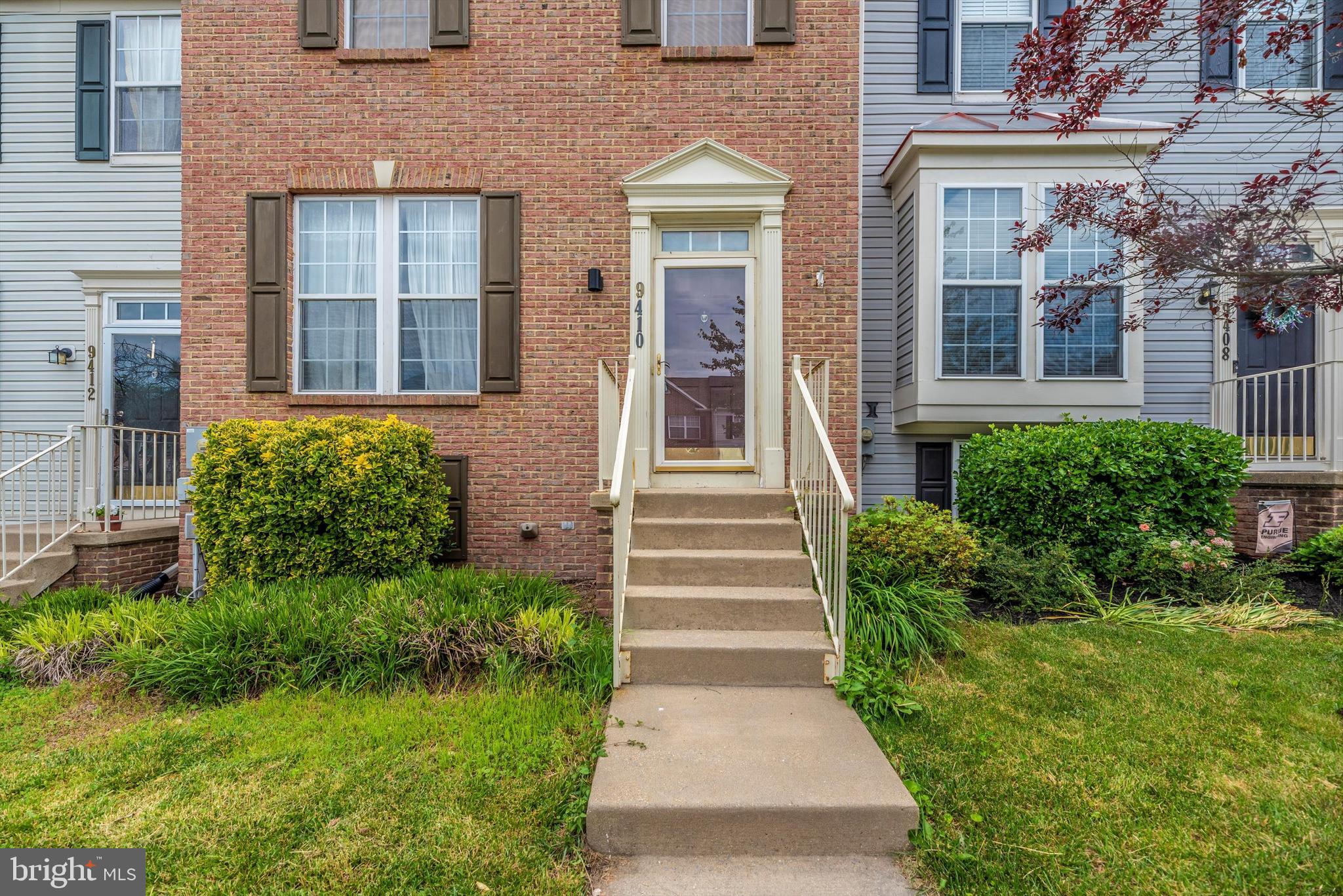 SPRING RIDGE - Residential