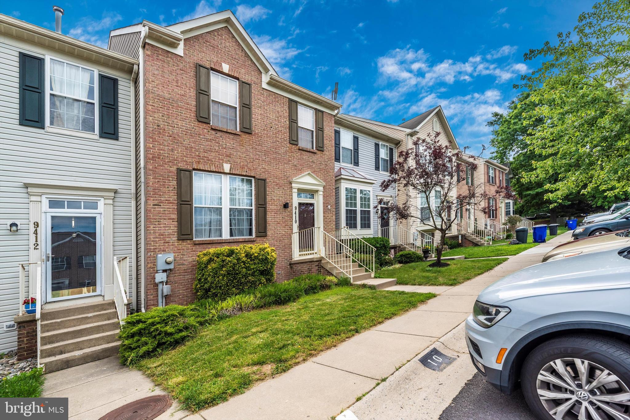 SPRING RIDGE - Residential