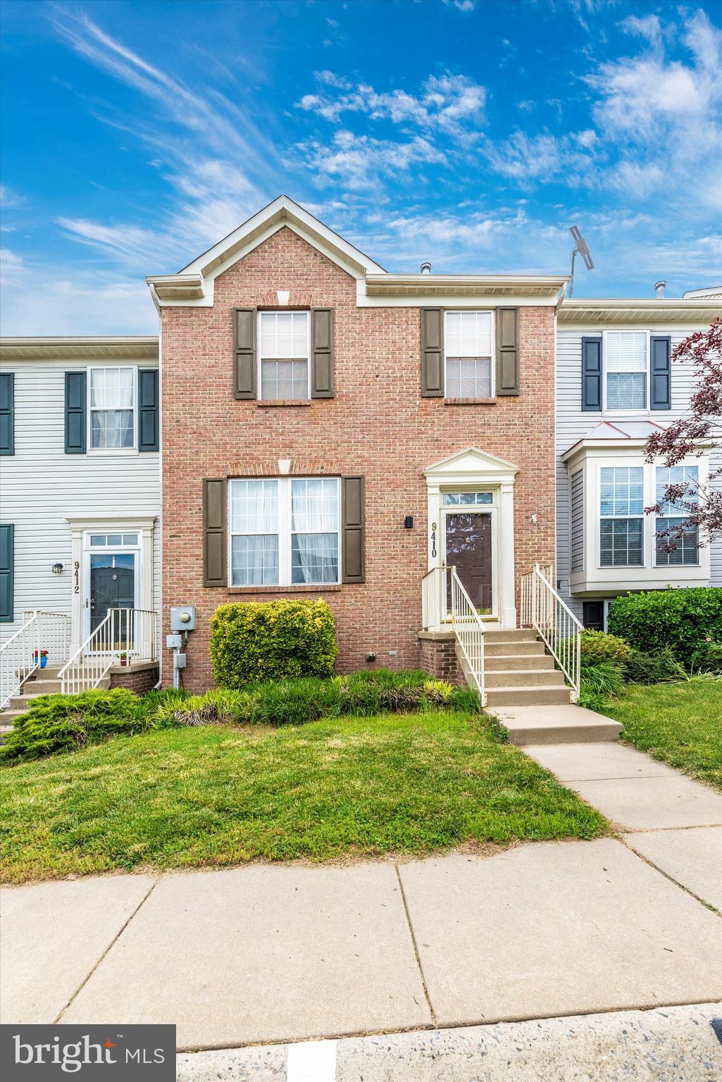 SPRING RIDGE - Residential