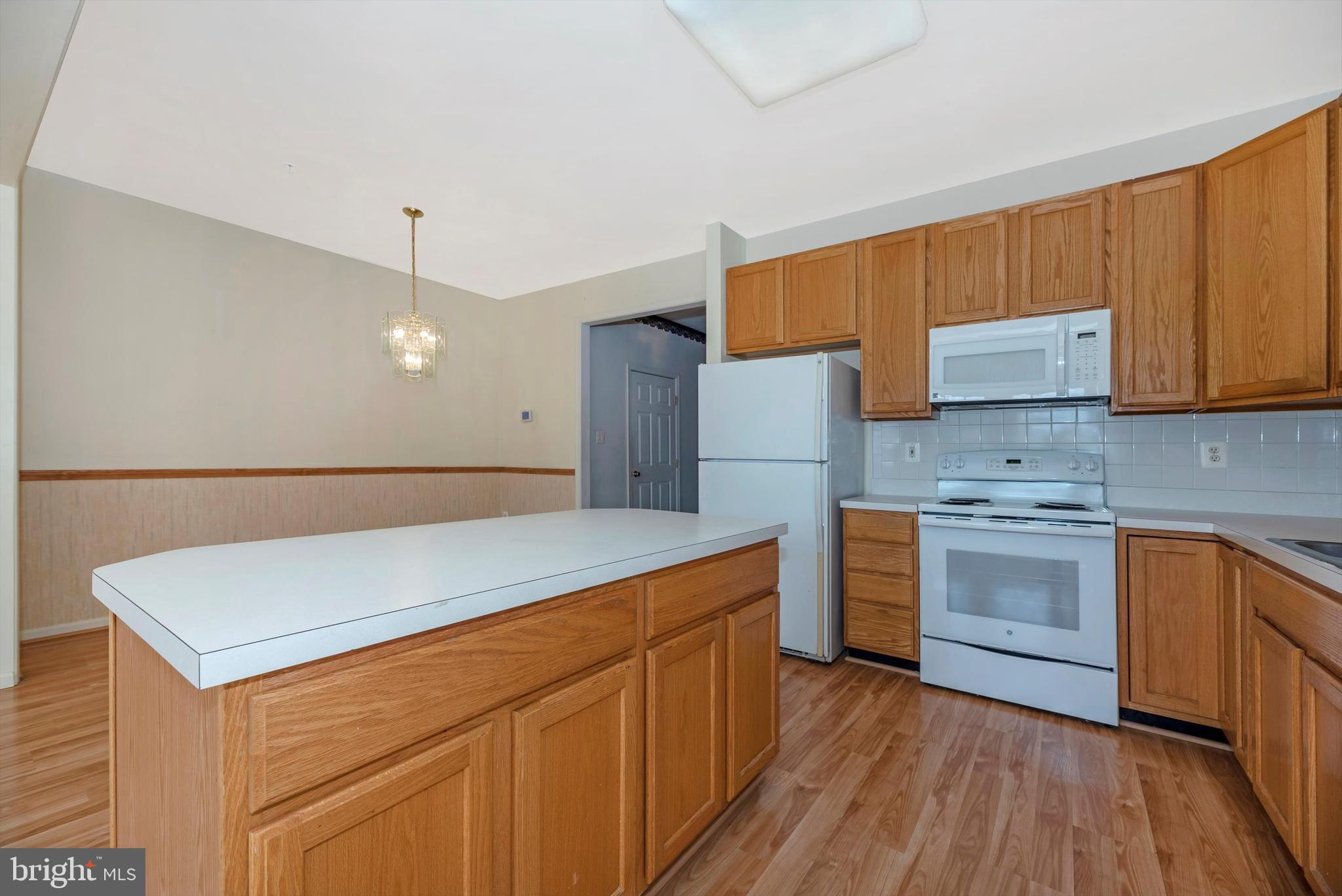 SPRING RIDGE - Residential