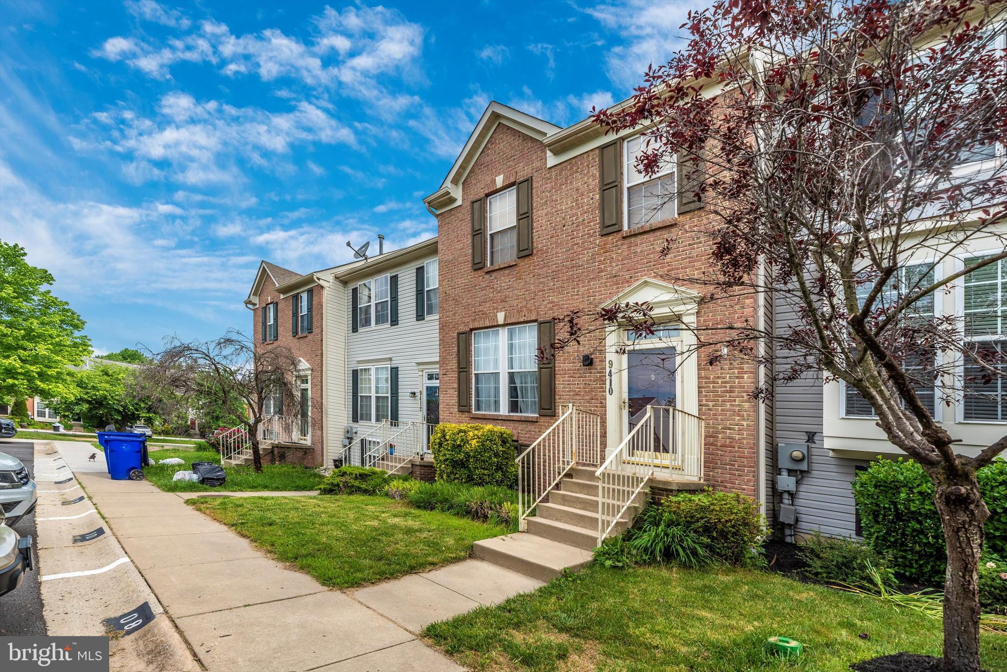 SPRING RIDGE - Residential