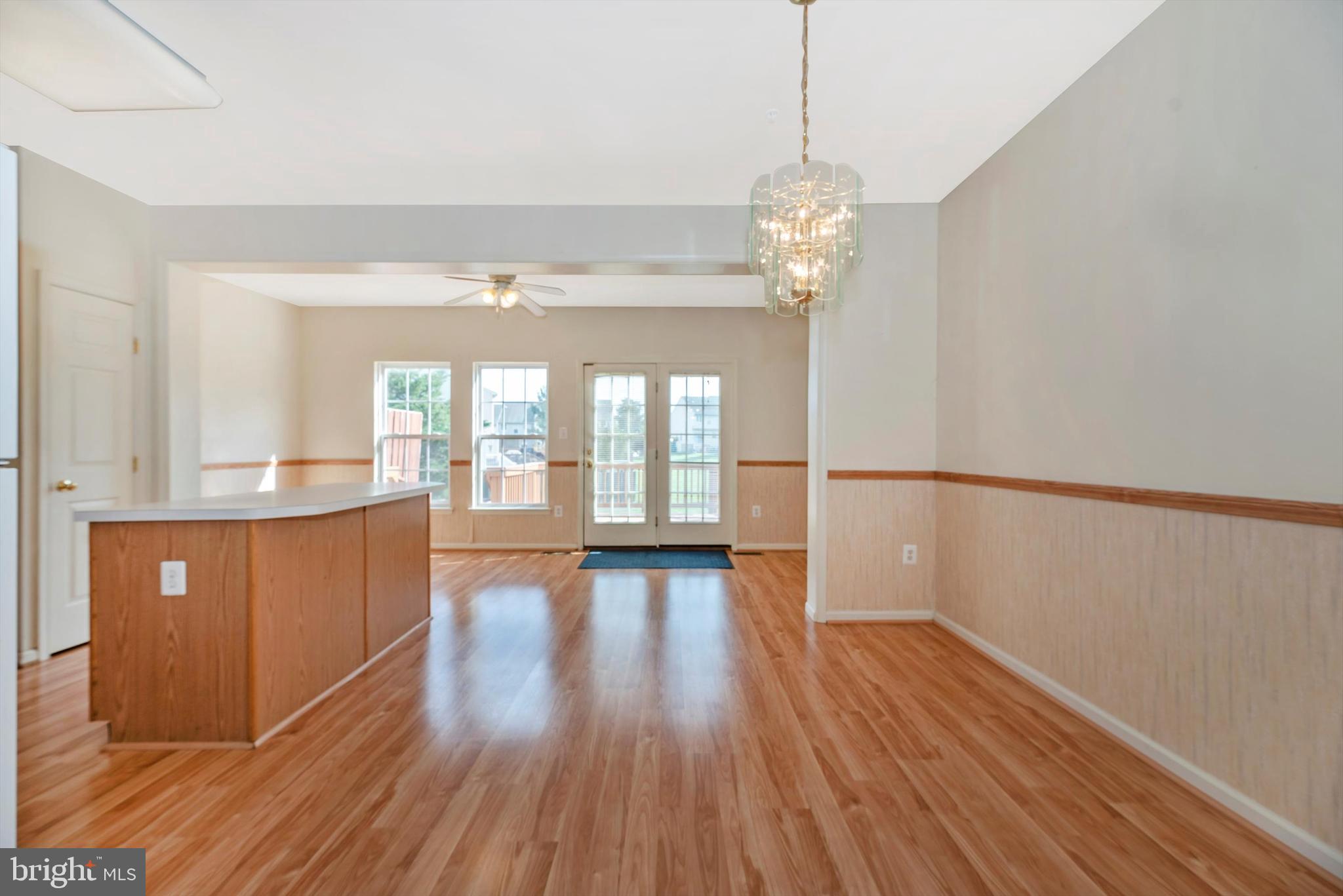 SPRING RIDGE - Residential