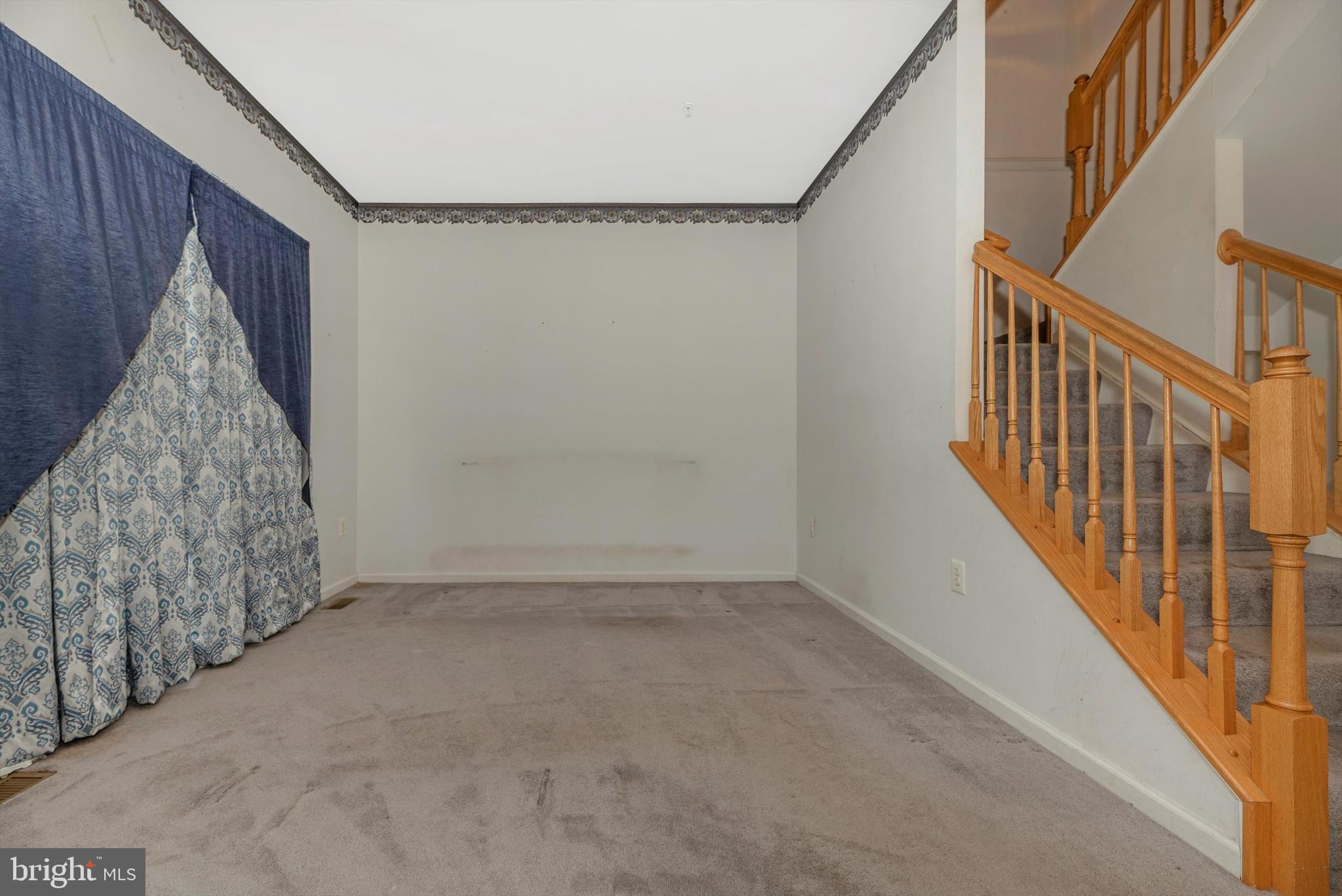 SPRING RIDGE - Residential