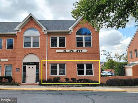 Photo of 1031 Sterling Road #104, HERNDON, VA 20170 (MLS # VAFX2272806)