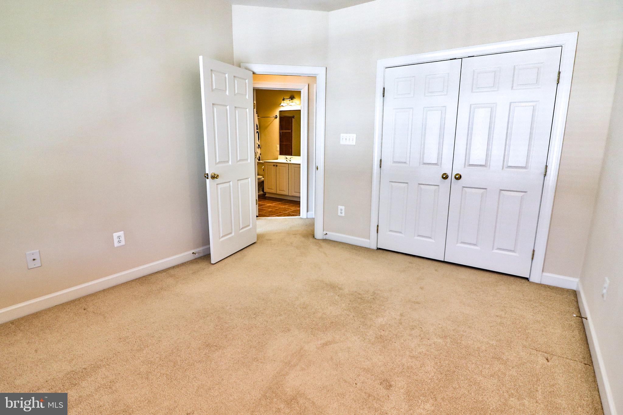 HIDDEN CREEK - Residential Lease