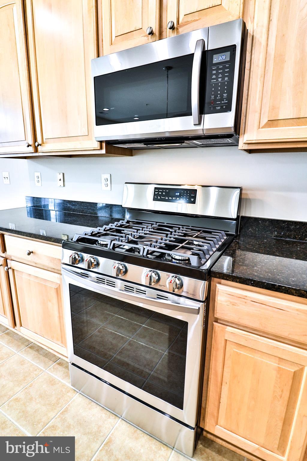 HIDDEN CREEK - Residential Lease