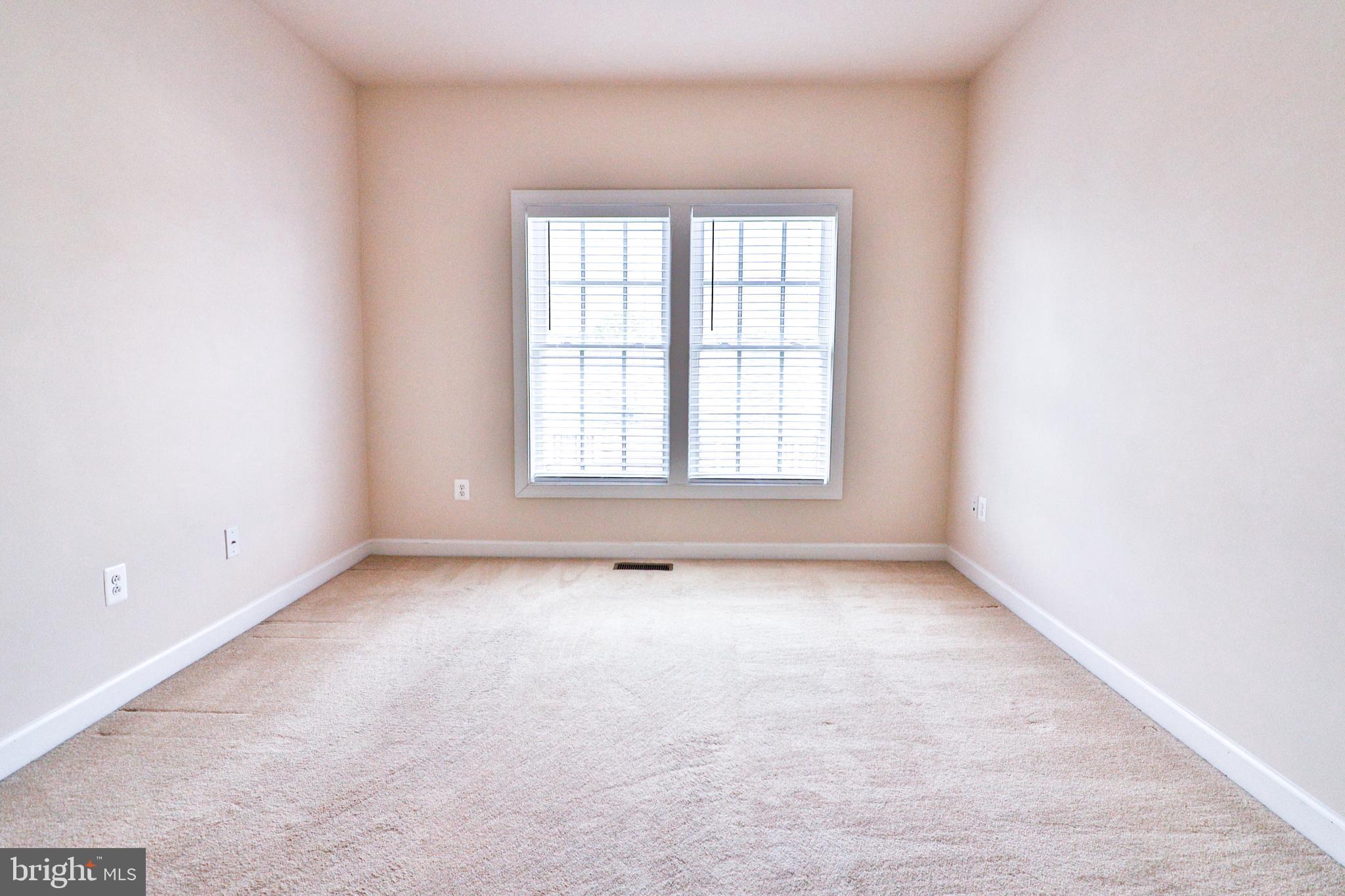 HIDDEN CREEK - Residential Lease