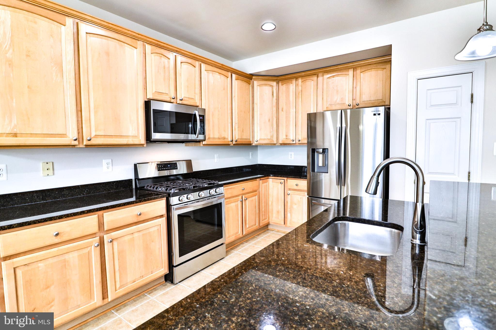 HIDDEN CREEK - Residential Lease