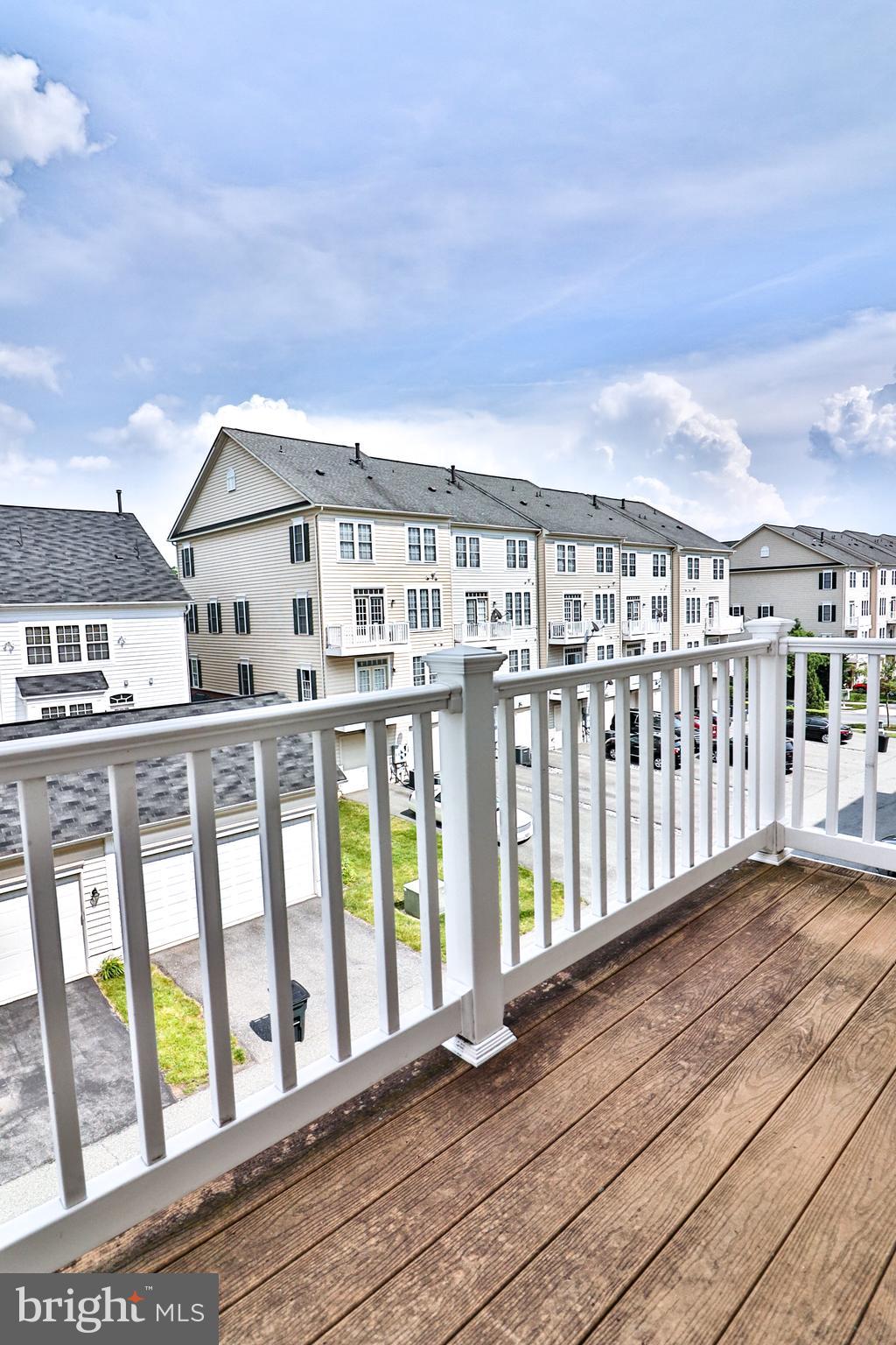 HIDDEN CREEK - Residential Lease