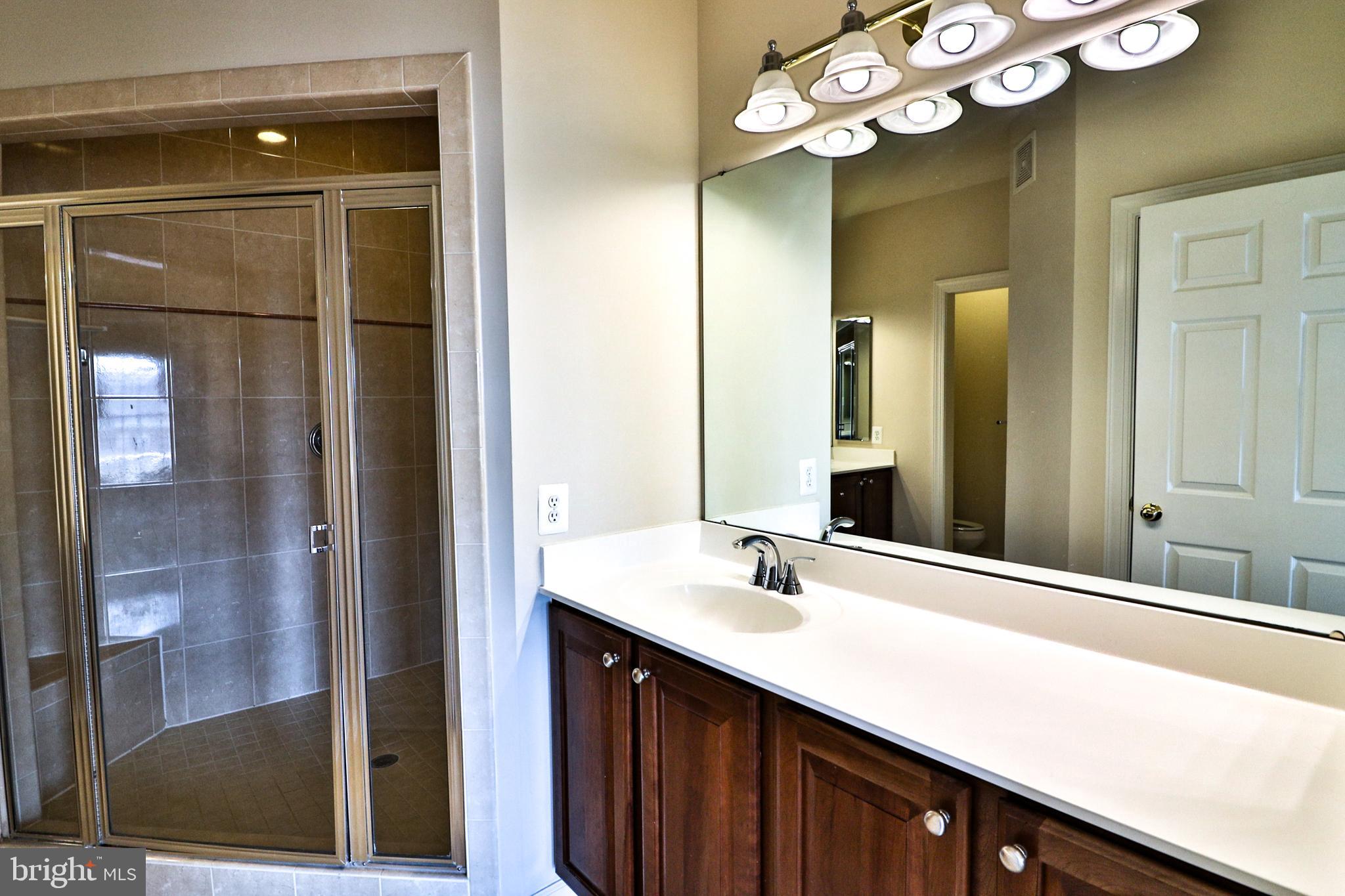 HIDDEN CREEK - Residential Lease