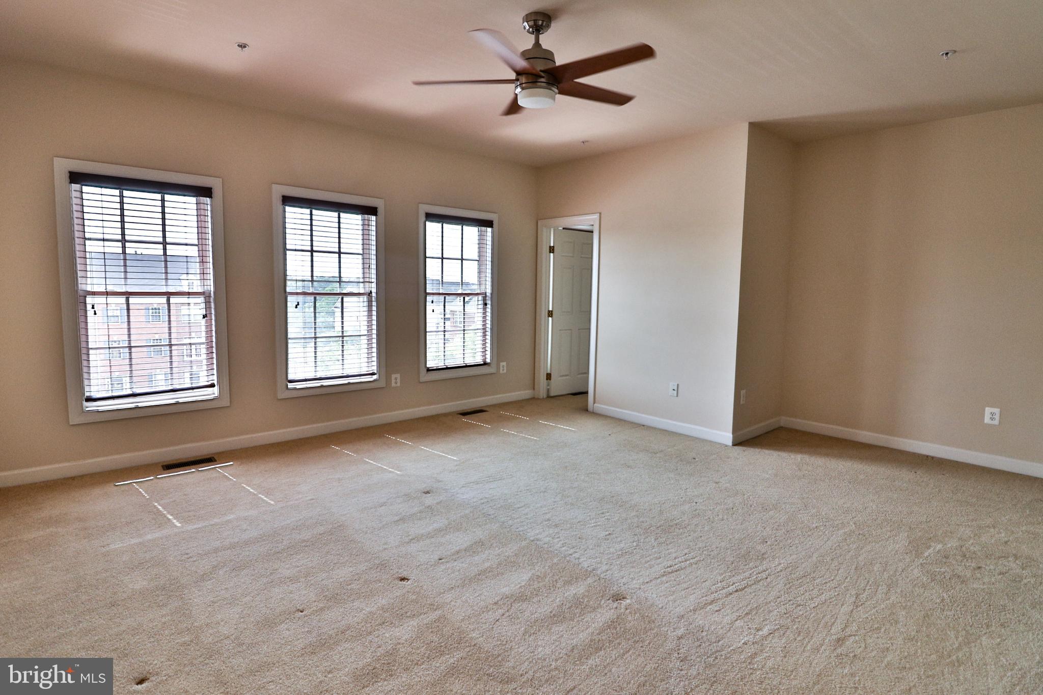 HIDDEN CREEK - Residential Lease