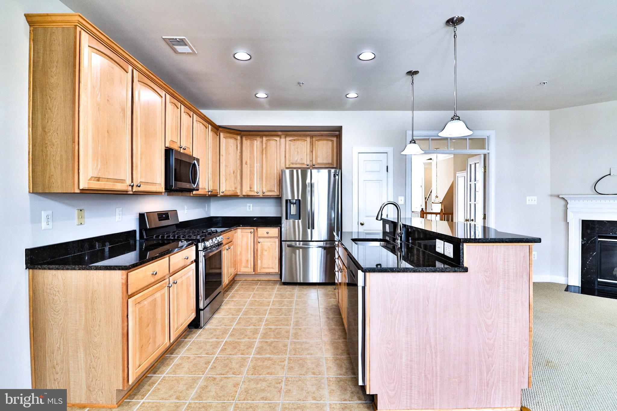 HIDDEN CREEK - Residential Lease