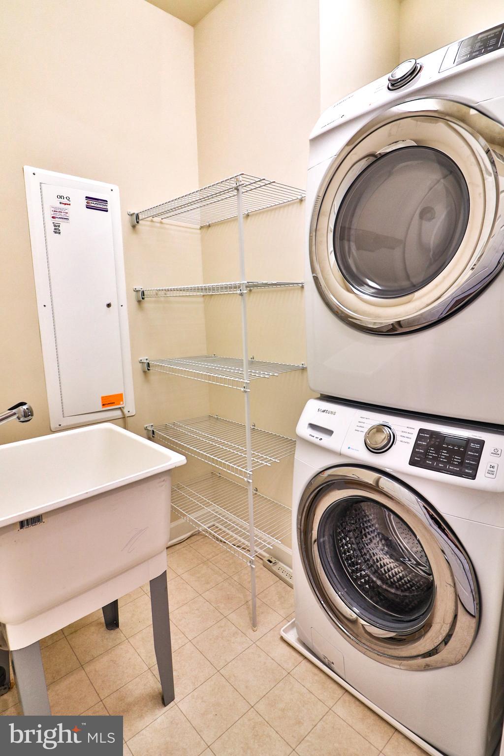 HIDDEN CREEK - Residential Lease