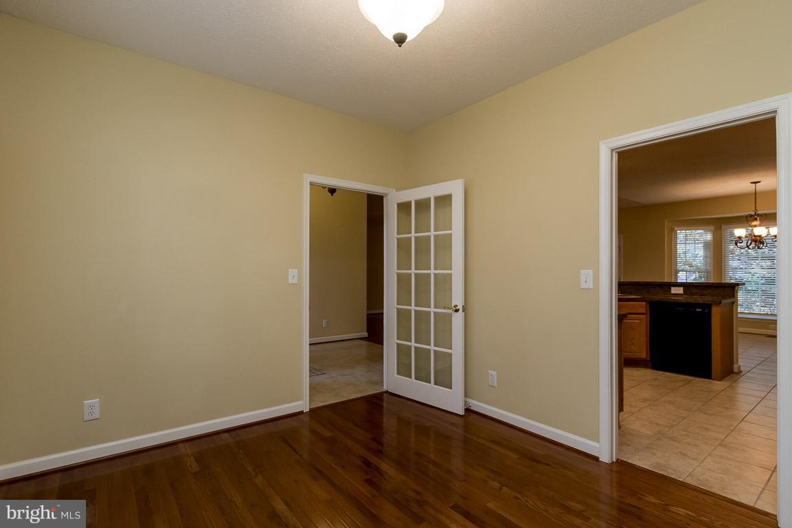 WATERFORD ESTATES - Residential Lease