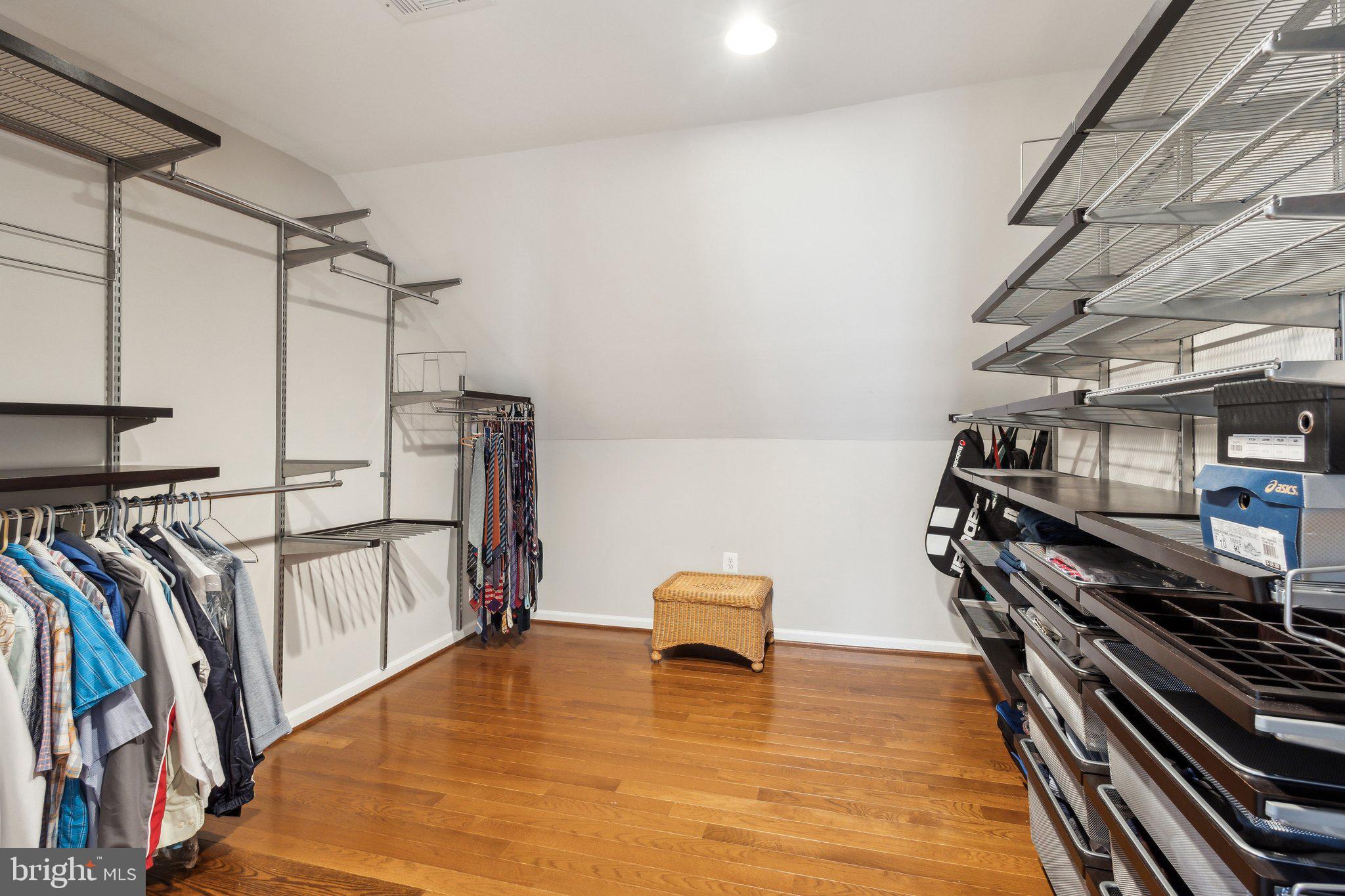 VIRGINIA RUN - Residential